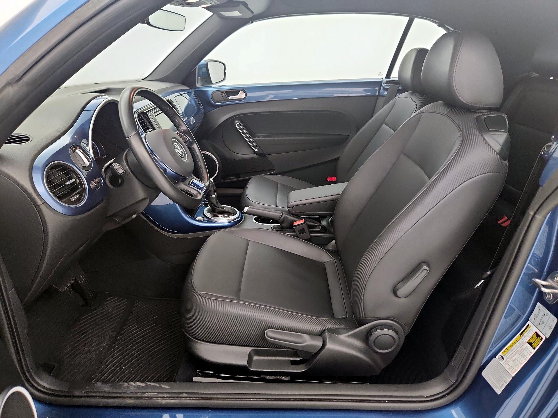 Thumbnail: 2018 Volkswagen Beetle - 11