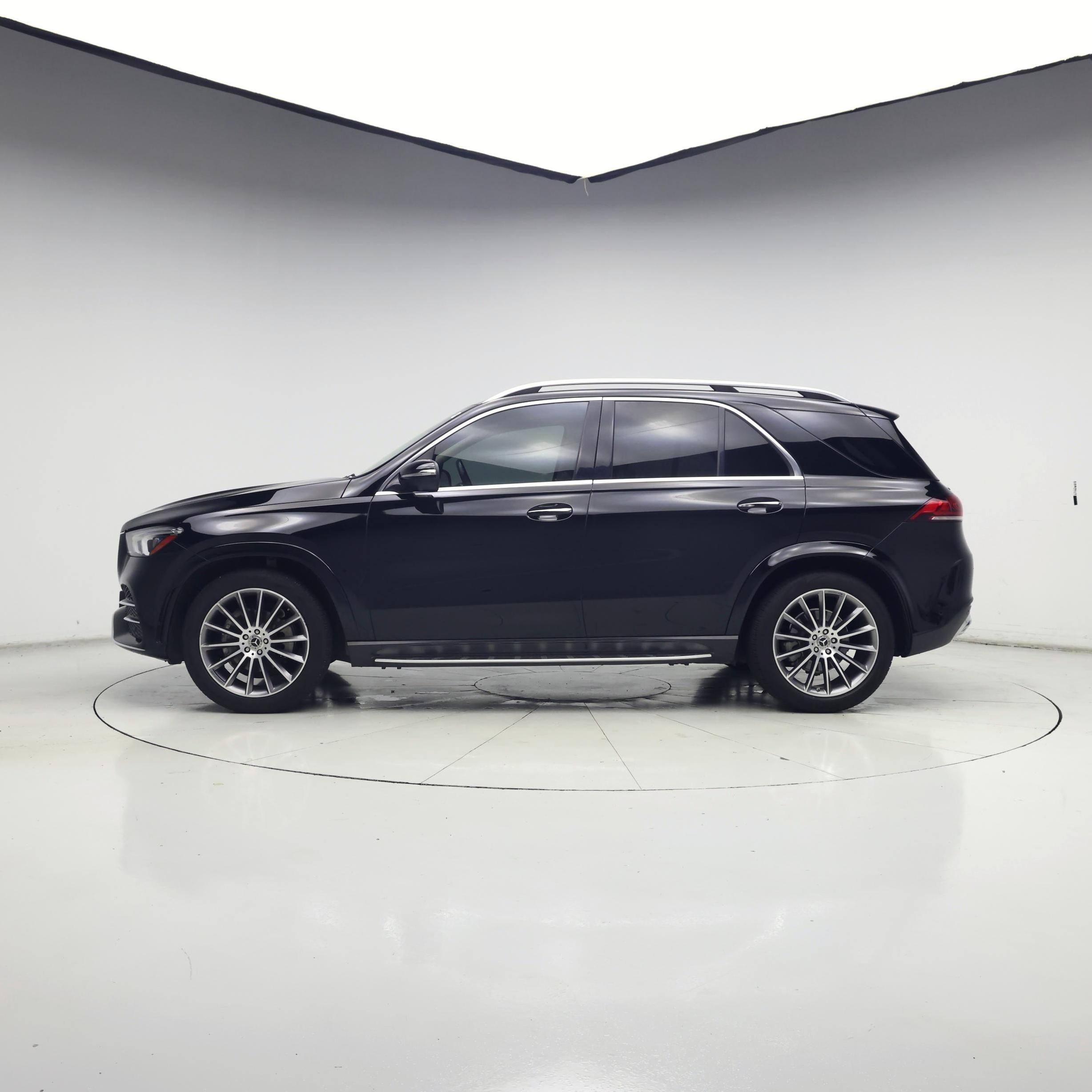 Thumbnail: 2021 Mercedes-Benz GLE - 3