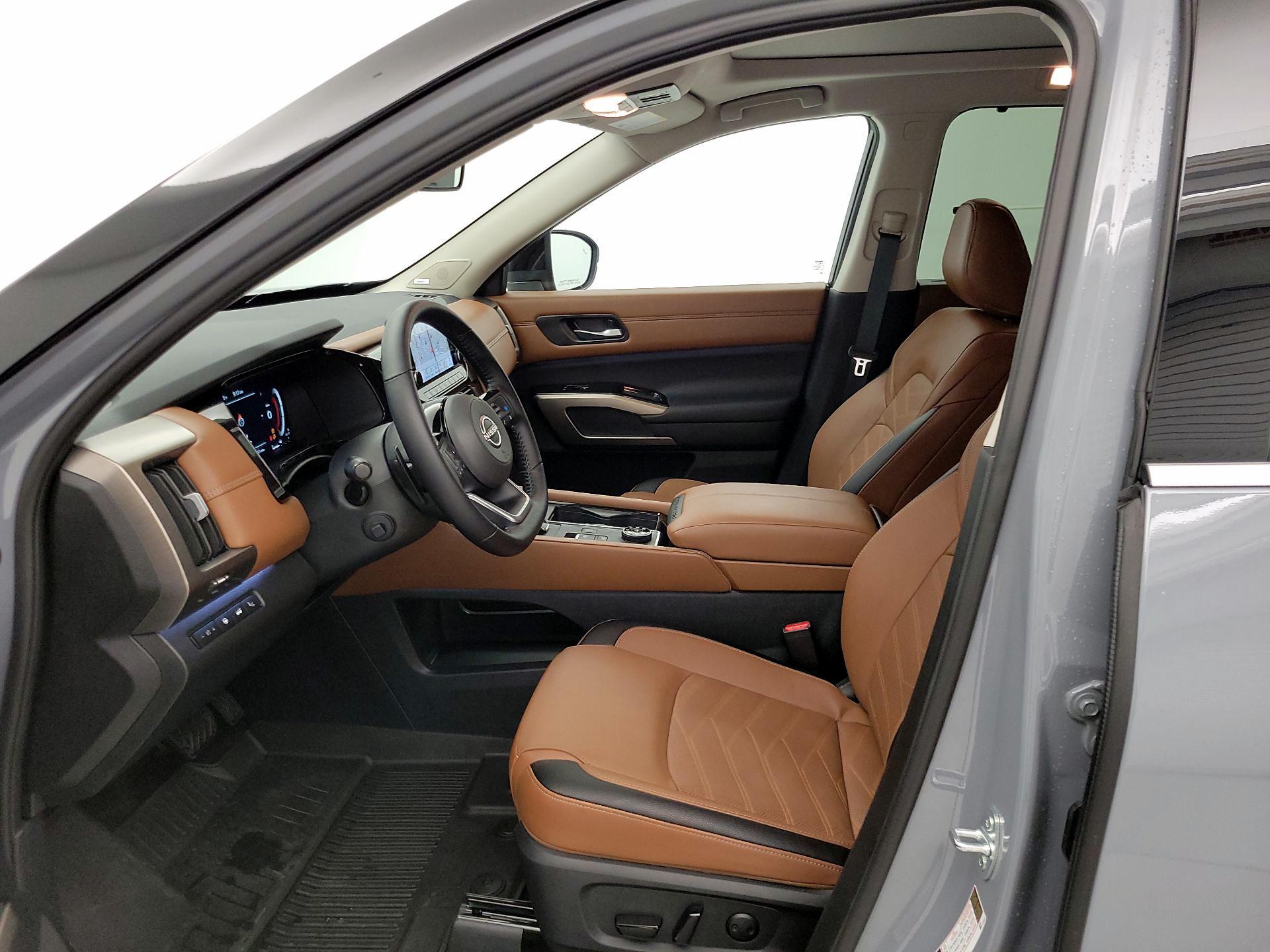Thumbnail: 2025 Nissan Pathfinder - 11