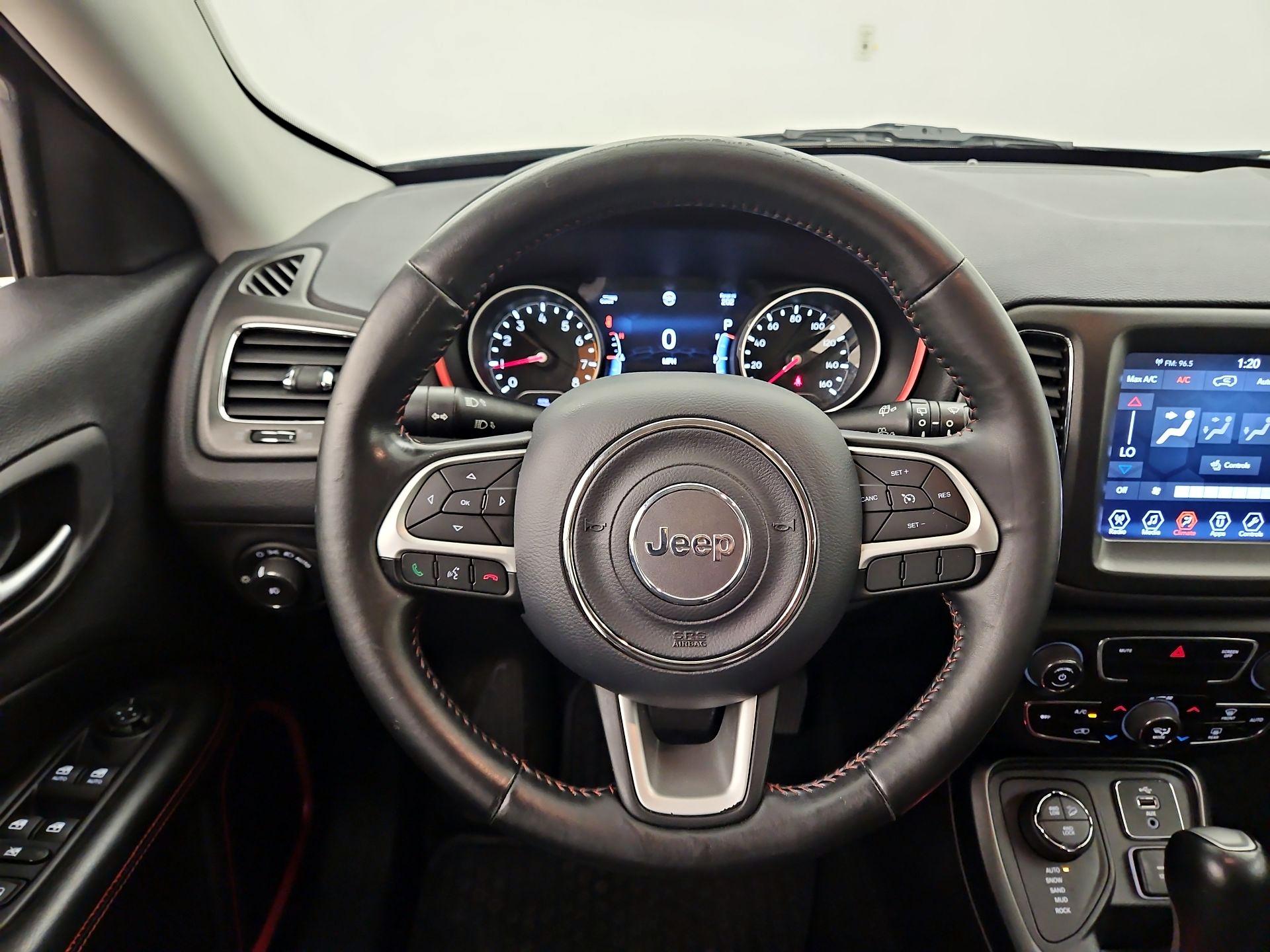 Thumbnail: 2018 Jeep Compass - 10