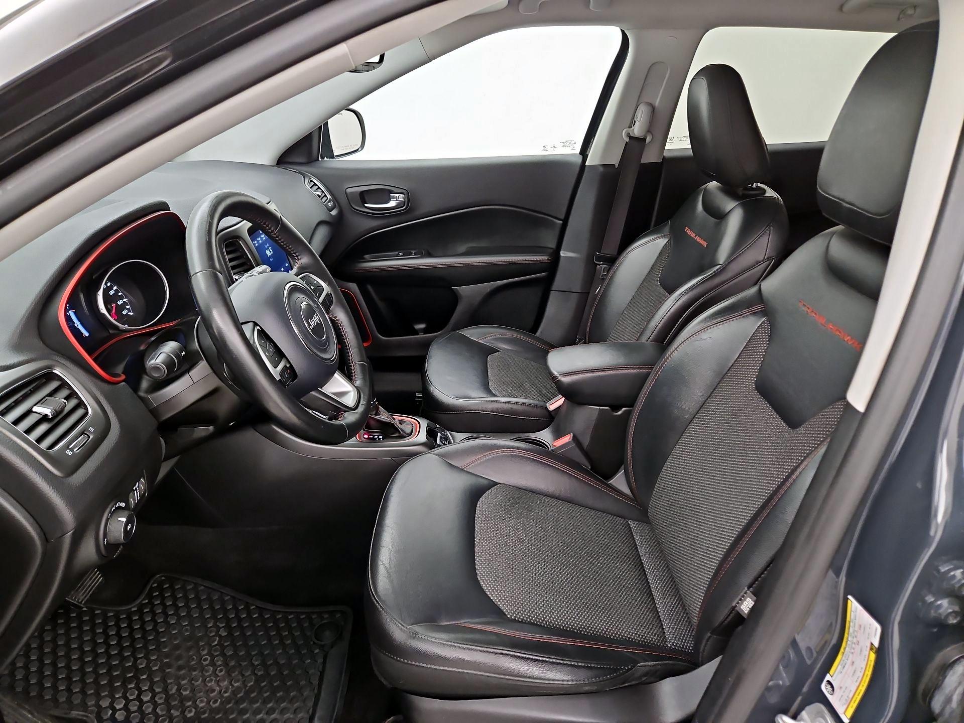 Thumbnail: 2018 Jeep Compass - 11