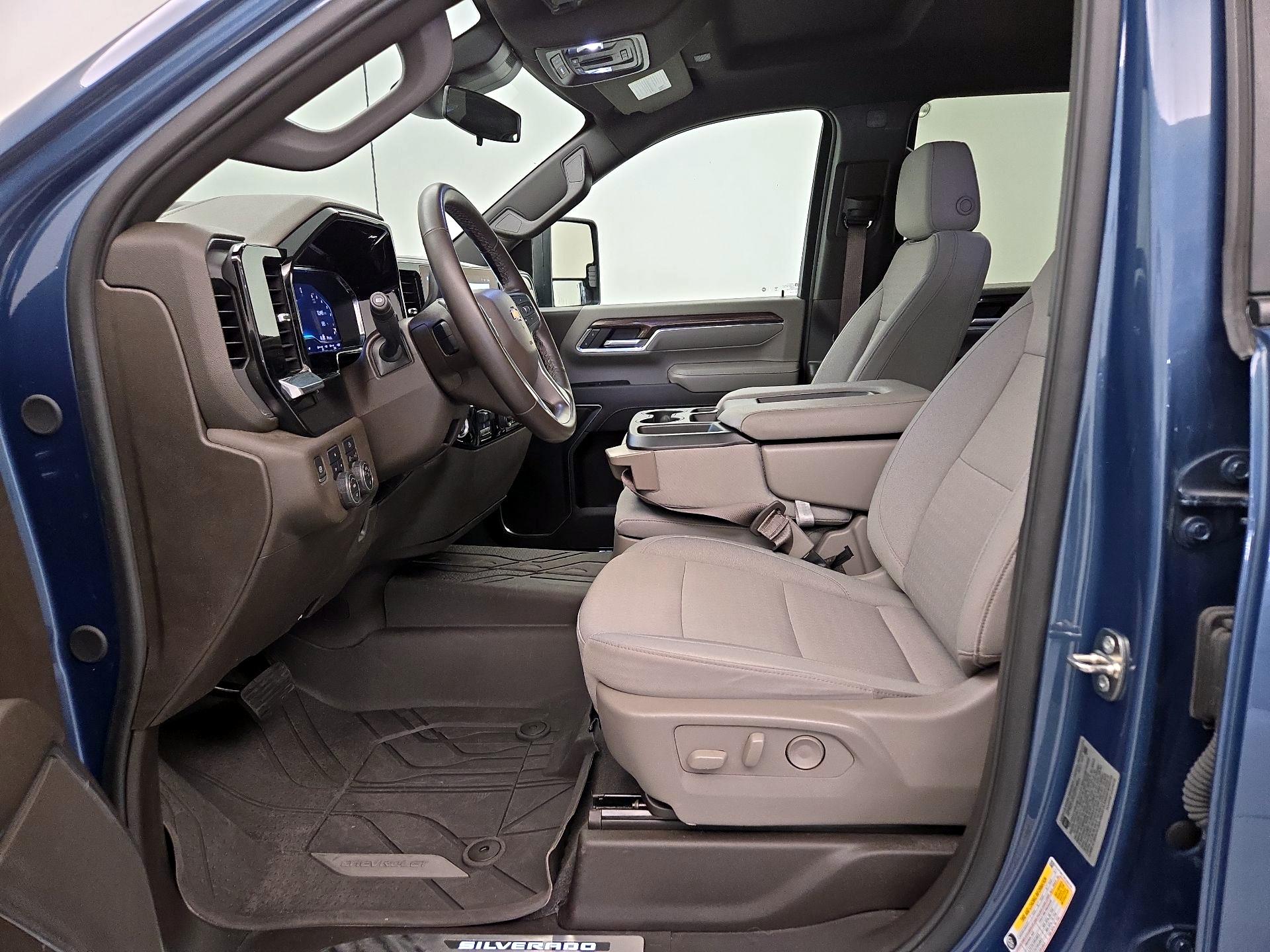 Thumbnail: 2024 Chevrolet Silverado 2500 - 11