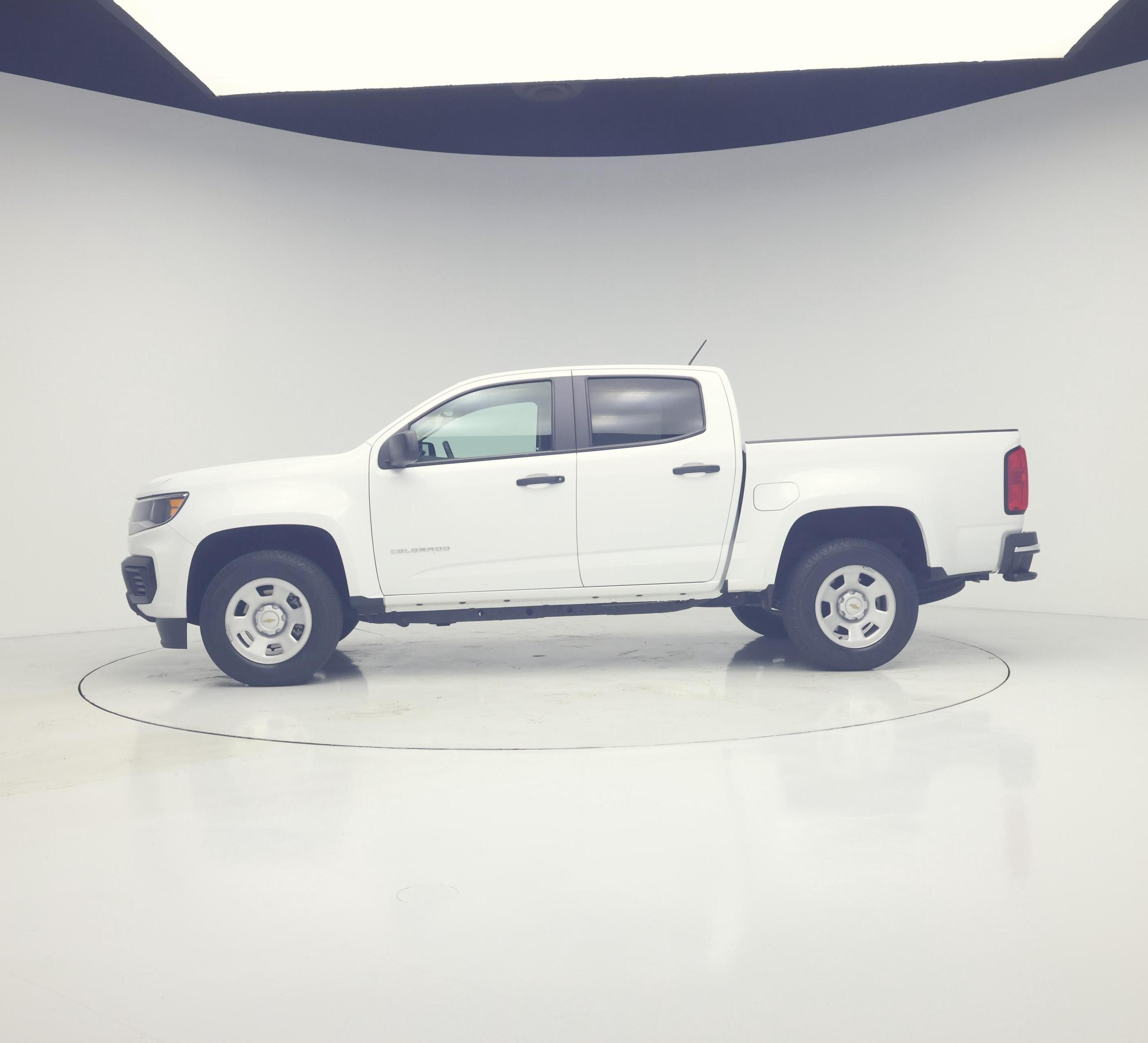Thumbnail: 2022 Chevrolet Colorado - 3