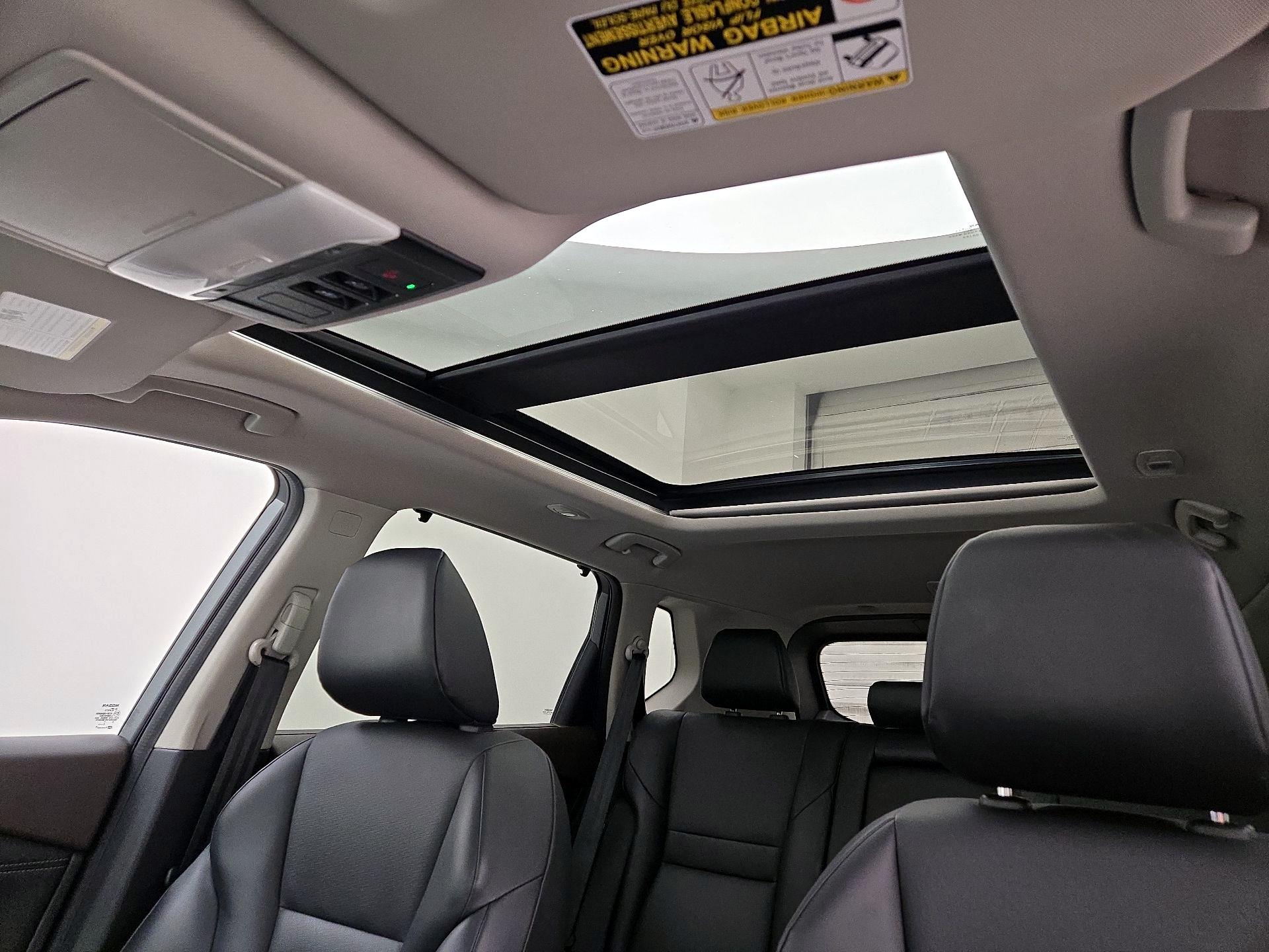 Thumbnail: 2021 Nissan Rogue - 19