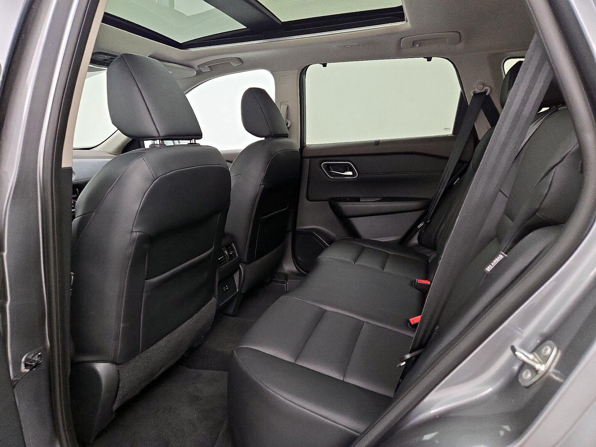 Thumbnail: 2021 Nissan Rogue - 20