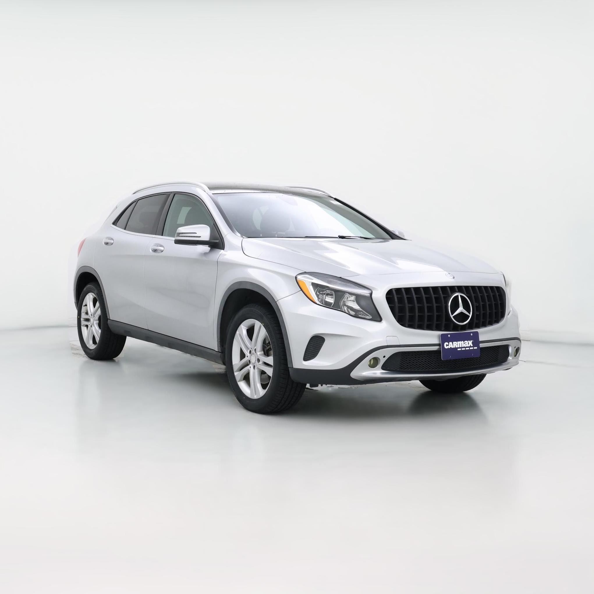 Thumbnail: 2017 Mercedes-Benz GLA - 1