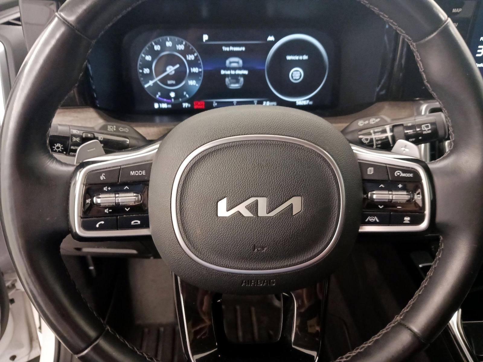 2023 Kia Sorento X-Line SX-P - Photo 11