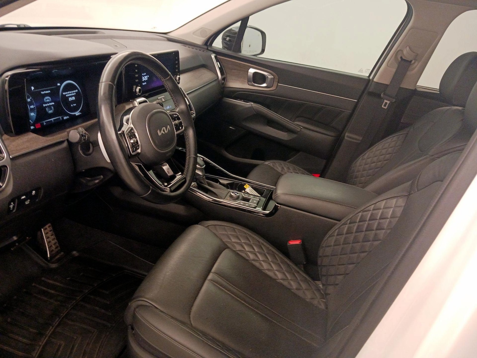 2023 Kia Sorento X-Line SX-P - Photo 12