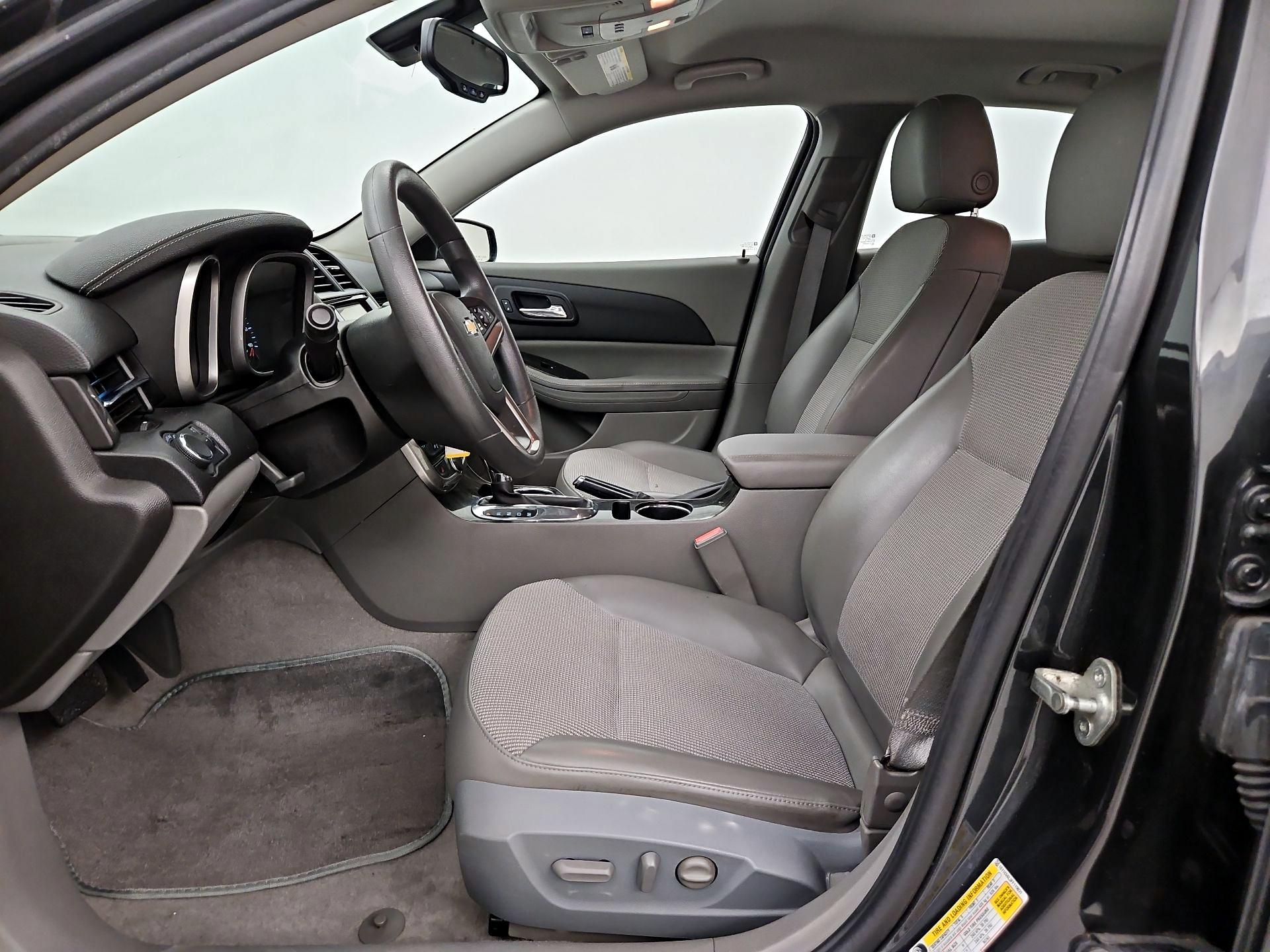 Thumbnail: 2015 Chevrolet Malibu - 11