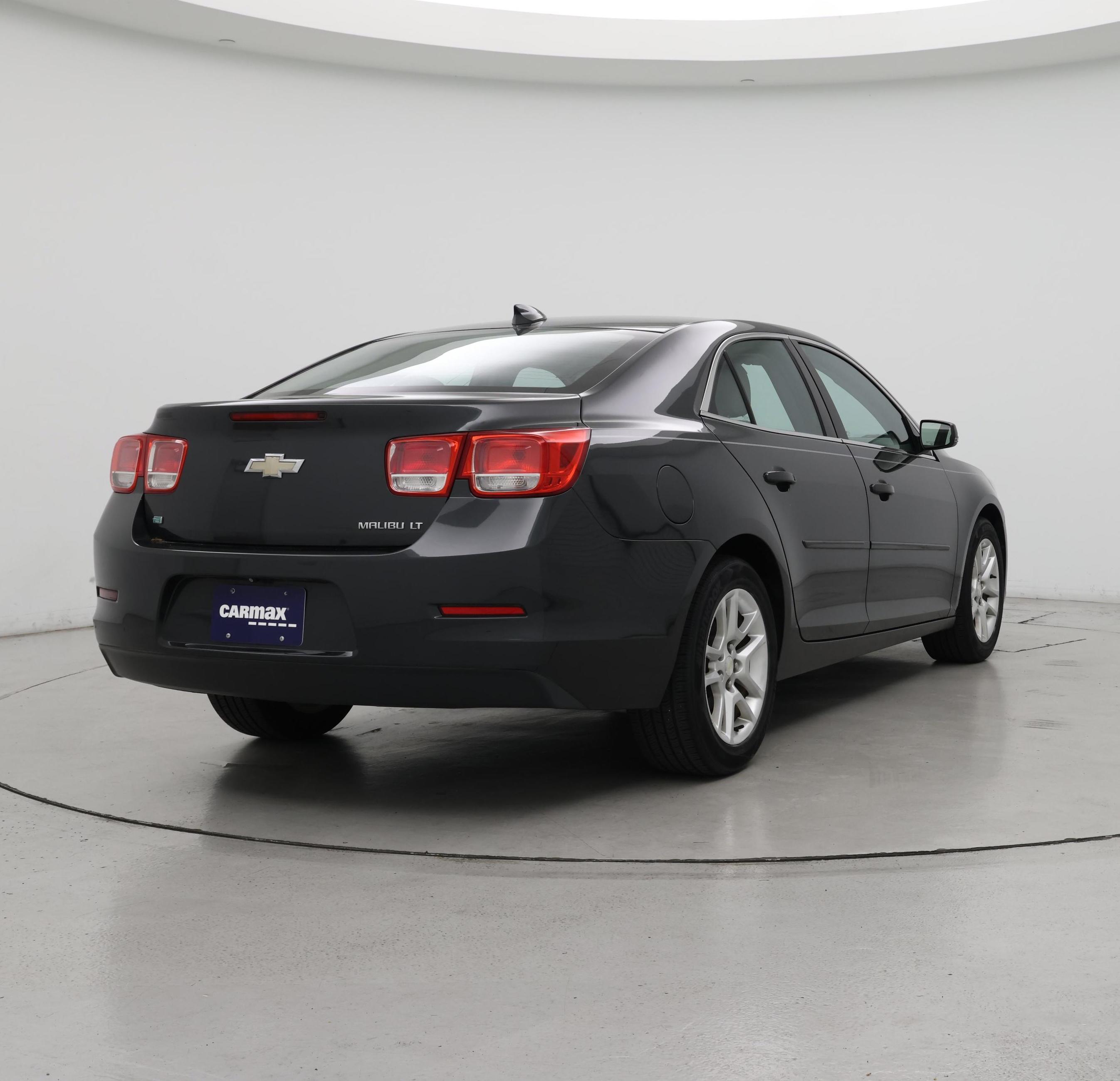Thumbnail: 2015 Chevrolet Malibu - 8