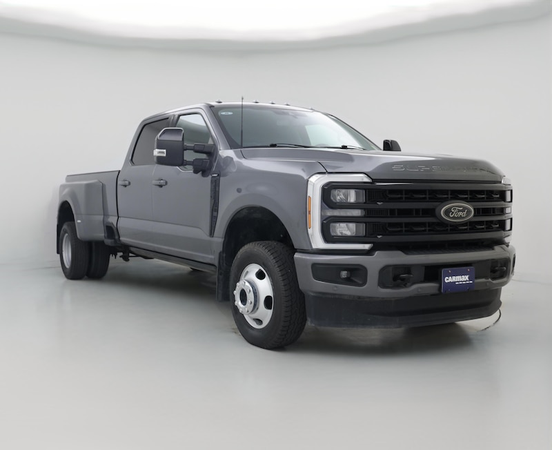 2024 Ford F350 Lariat