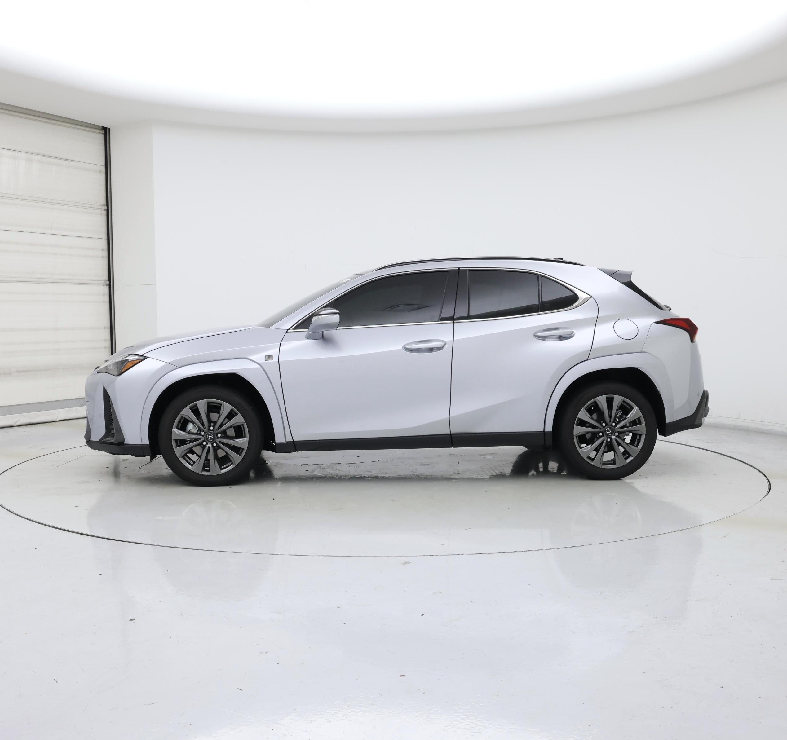 Thumbnail: 2025 Lexus UX - 3