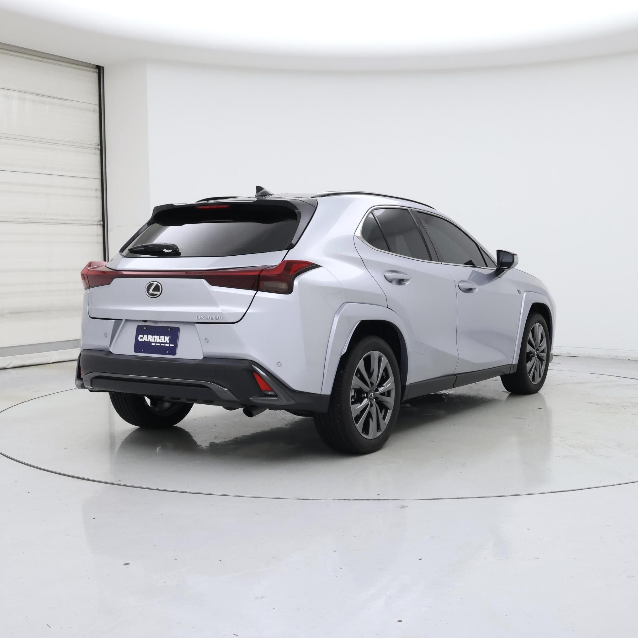 Thumbnail: 2025 Lexus UX - 8