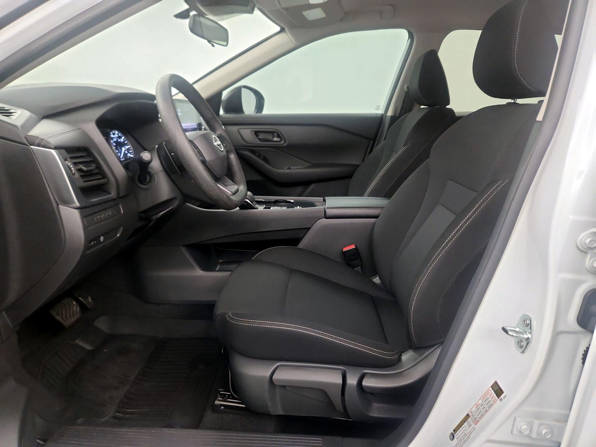 Thumbnail: 2025 Nissan Rogue - 11