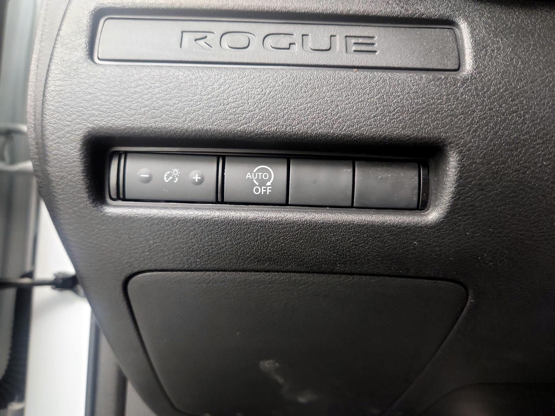 Thumbnail: 2025 Nissan Rogue - 13
