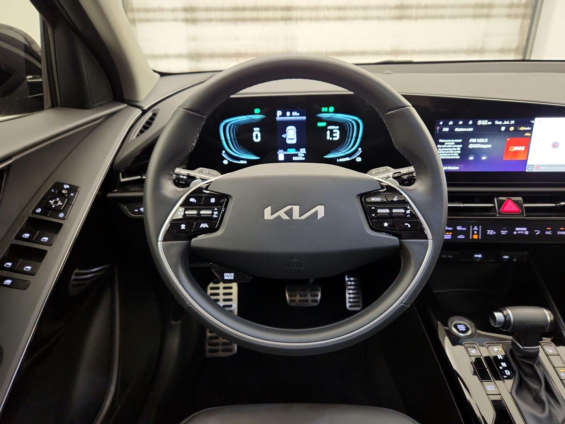 Thumbnail: 2023 Kia Niro - 10
