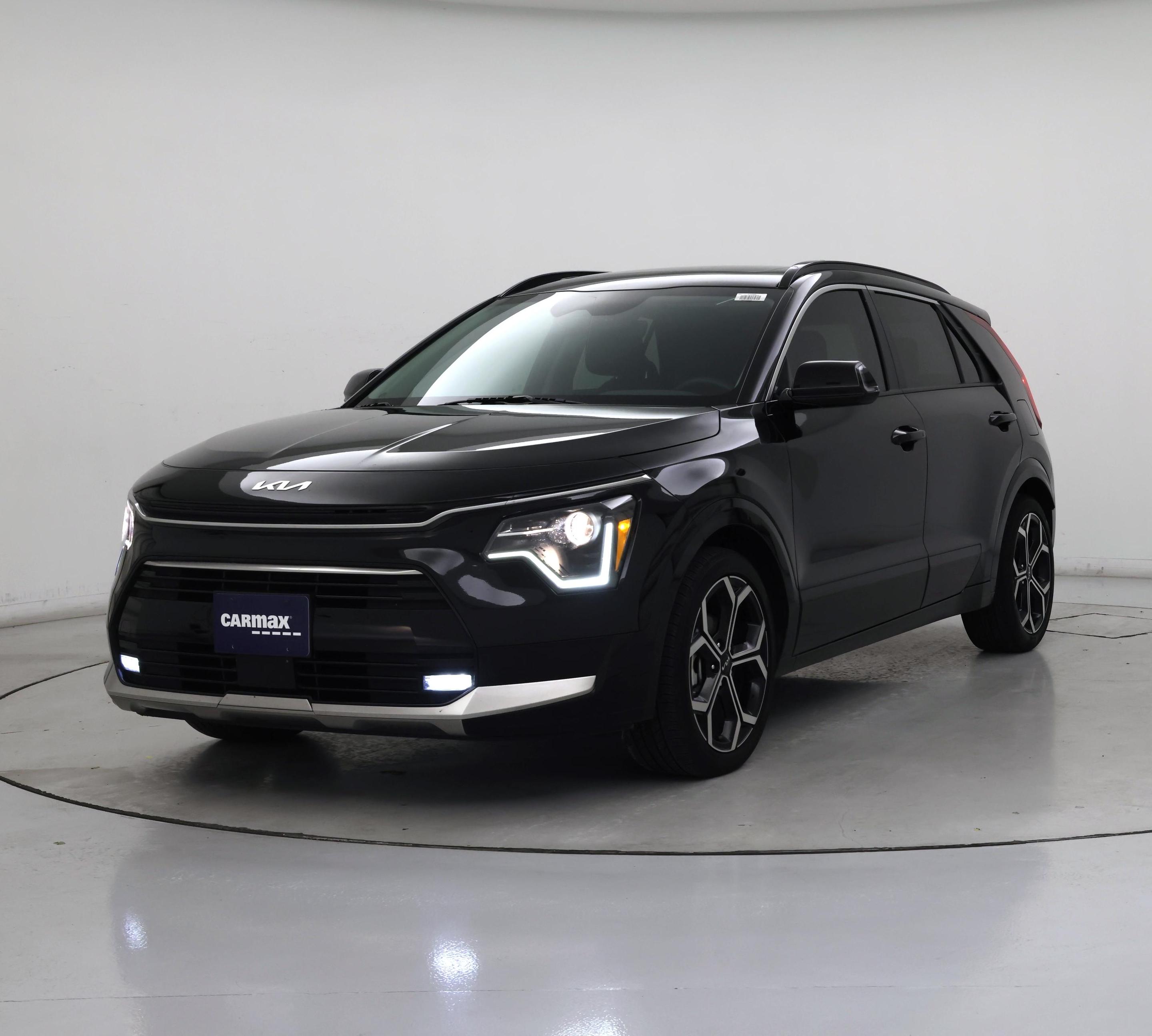 Thumbnail: 2023 Kia Niro - 4