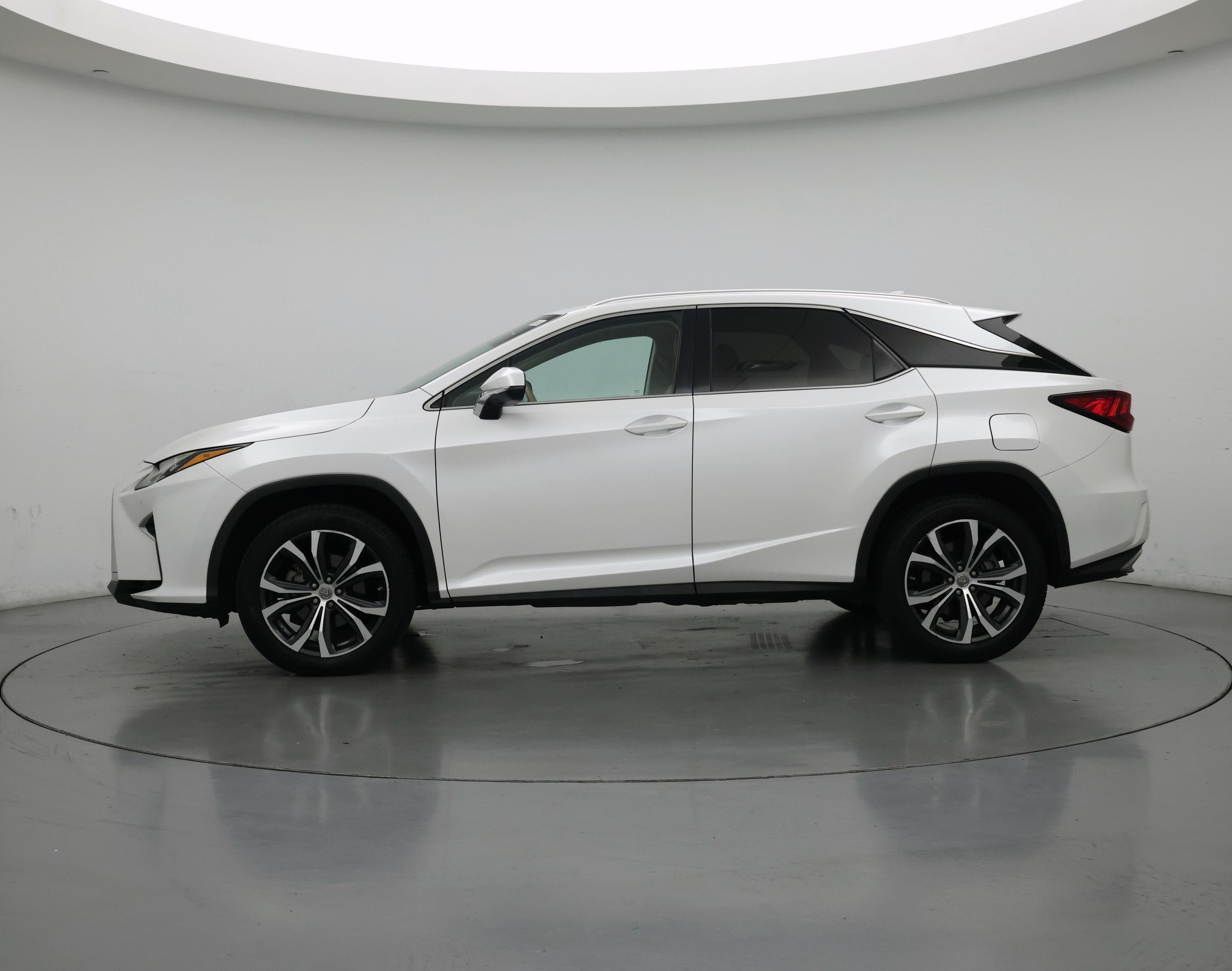 Thumbnail: 2016 Lexus RX - 3