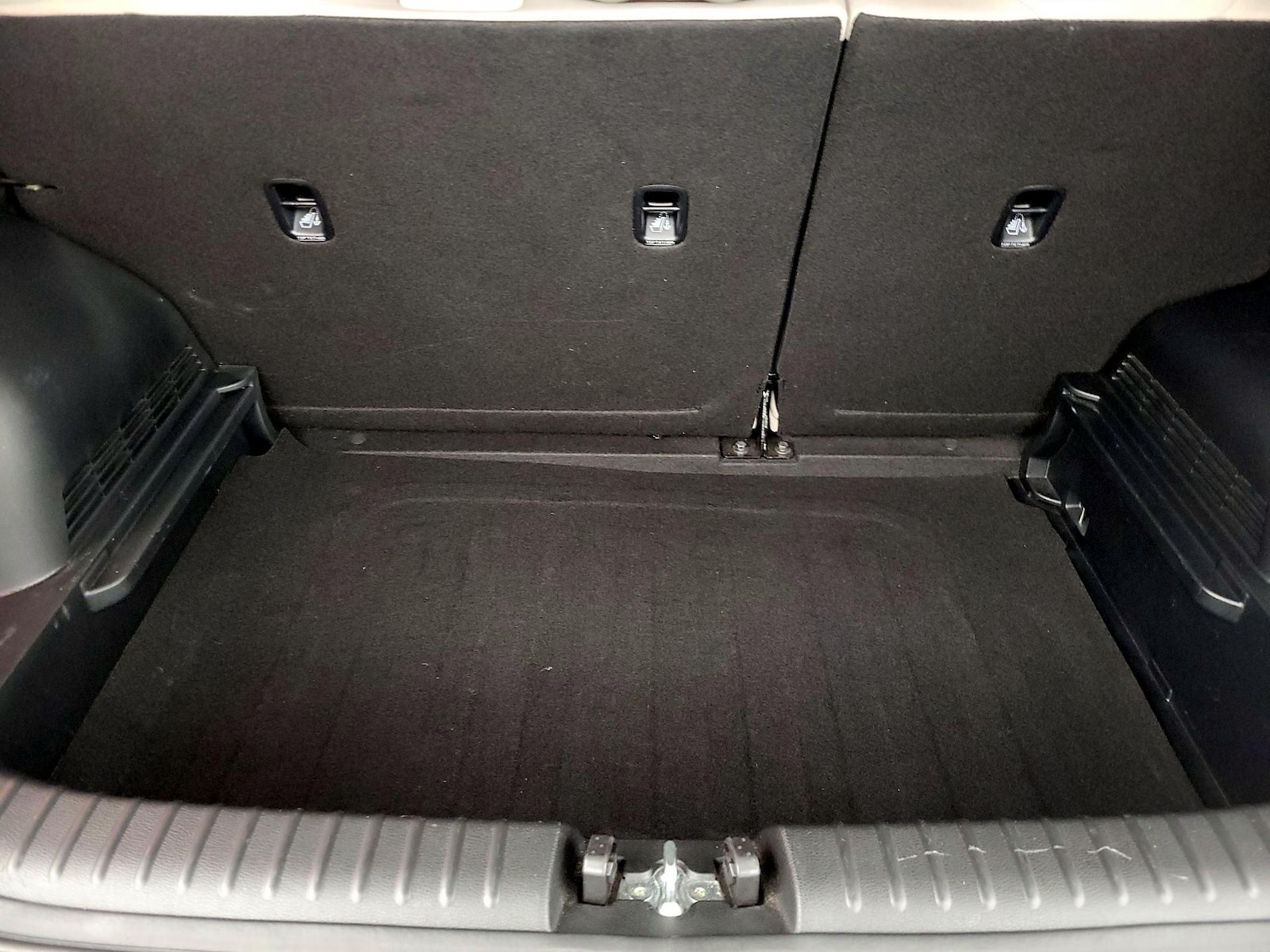 2022 Kia Soul LX - Photo 21
