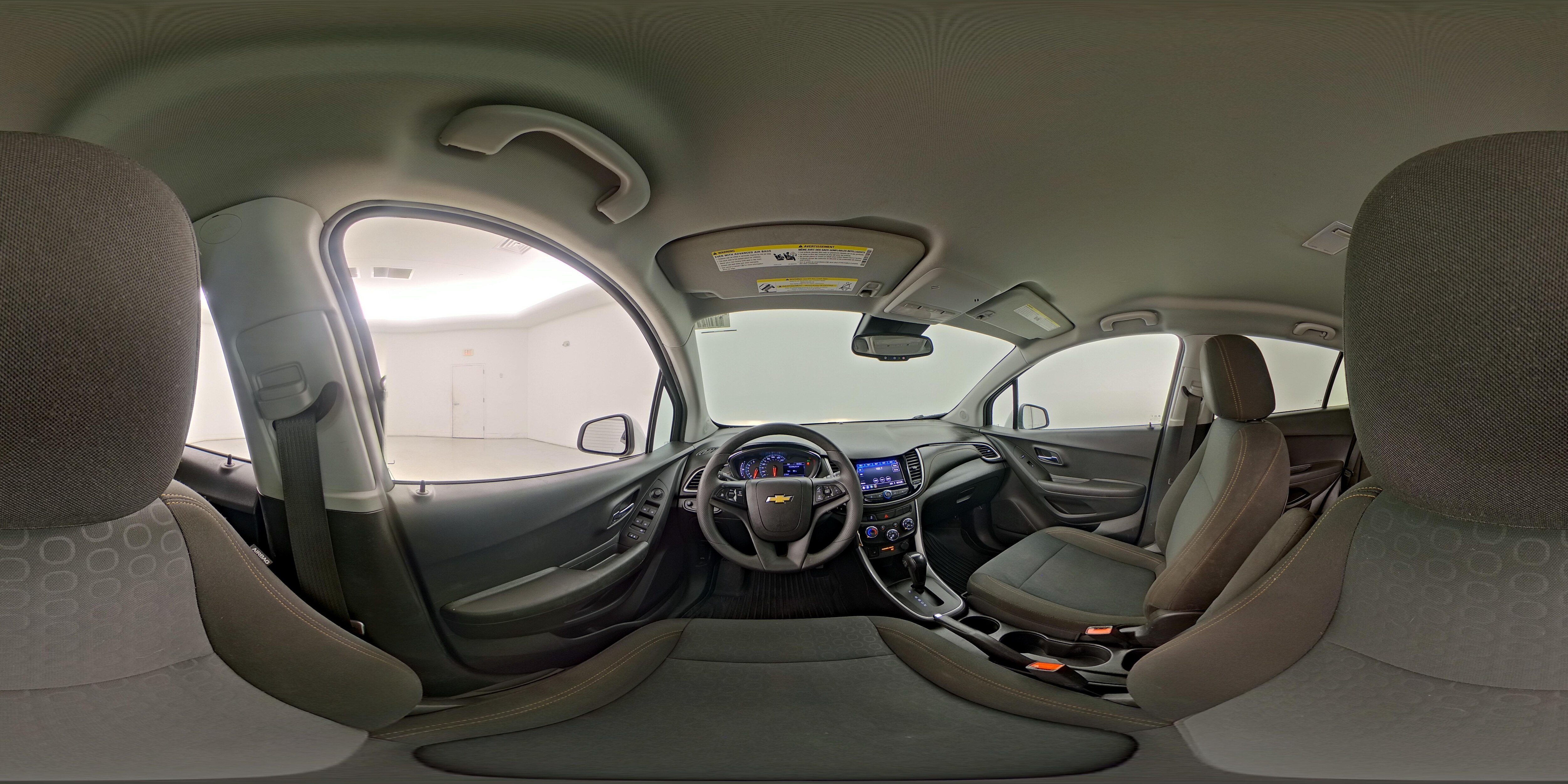 2020 Chevrolet Trax LS - Photo 26
