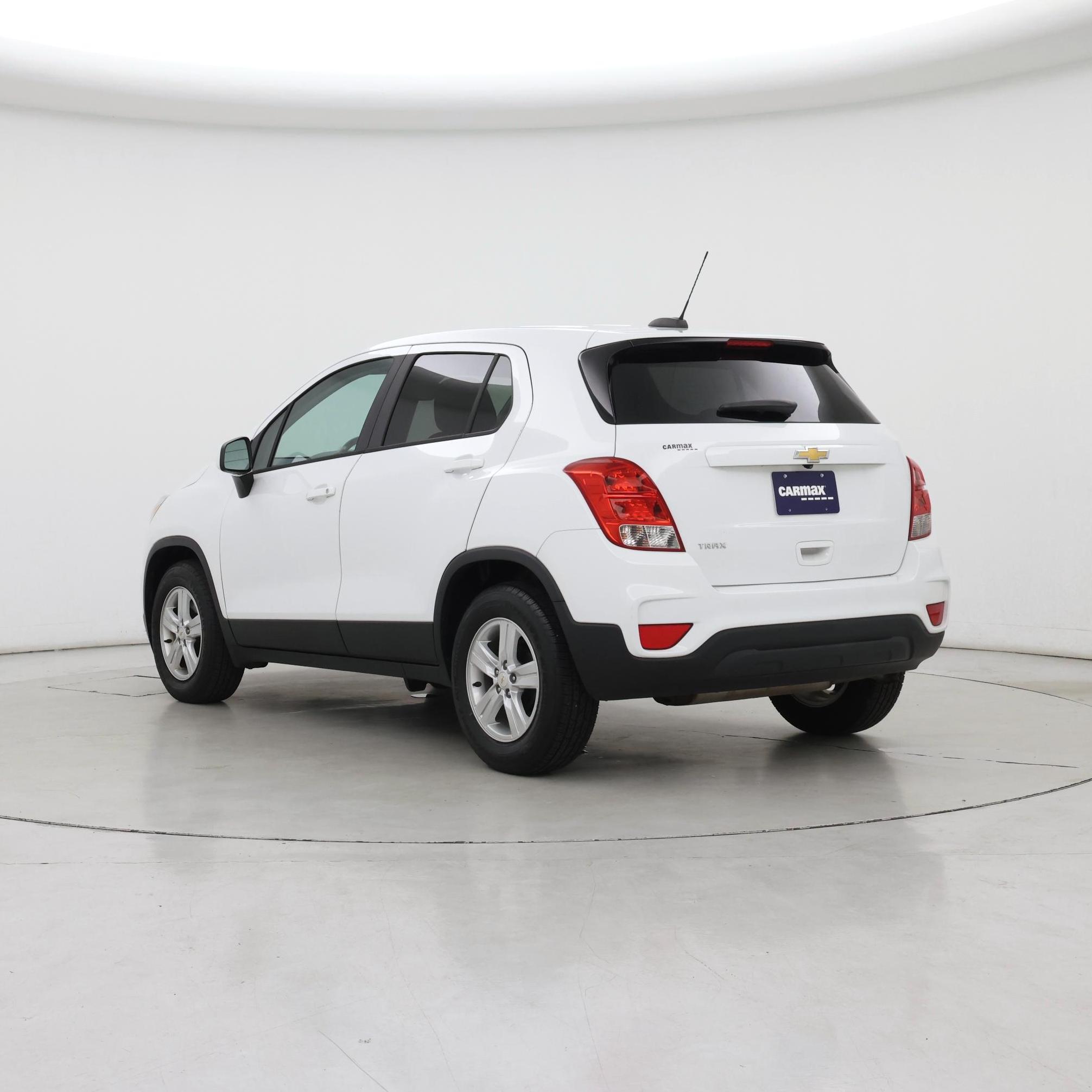Thumbnail: 2020 Chevrolet Trax - 2