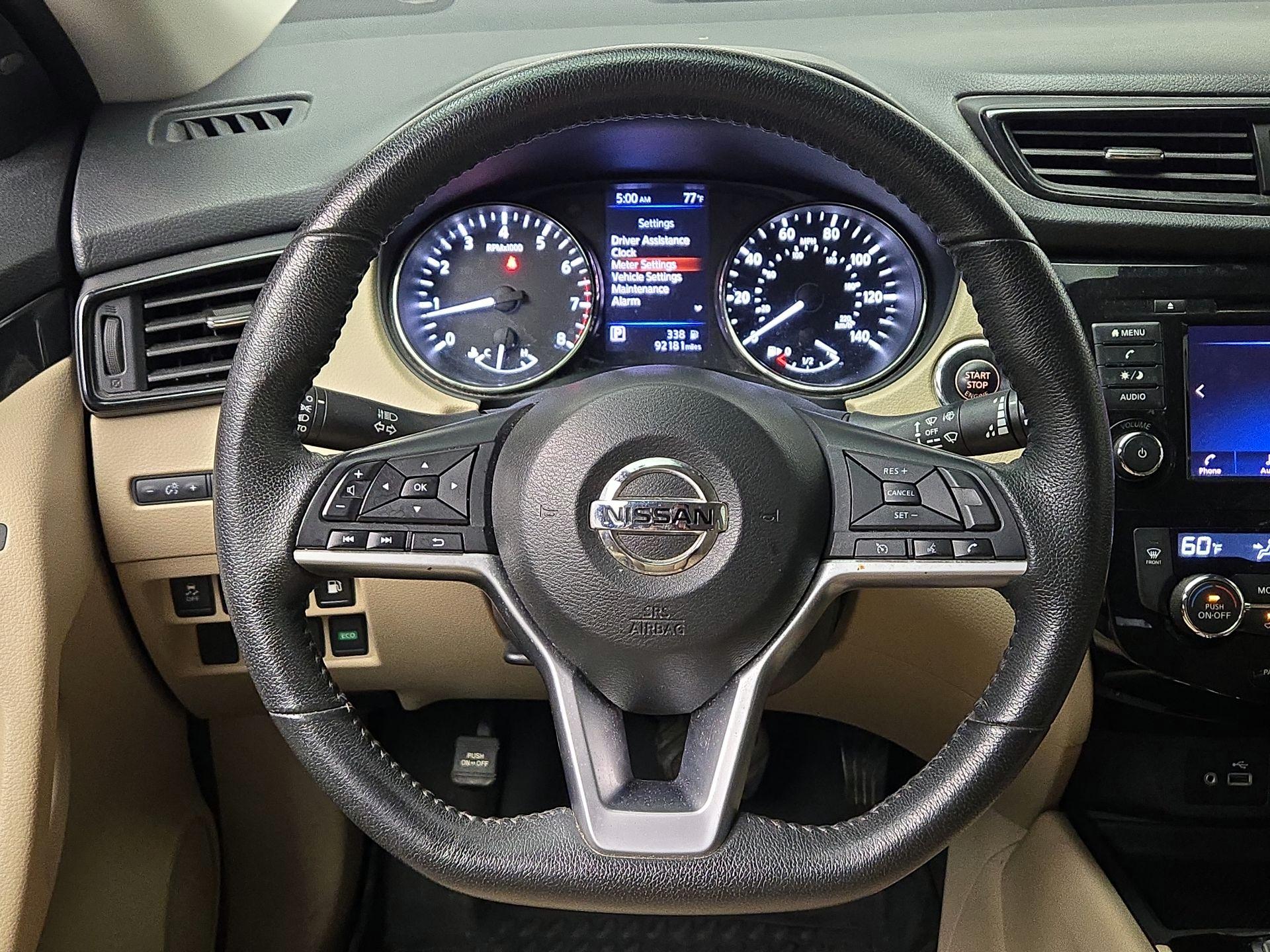 Thumbnail: 2020 Nissan Rogue - 10