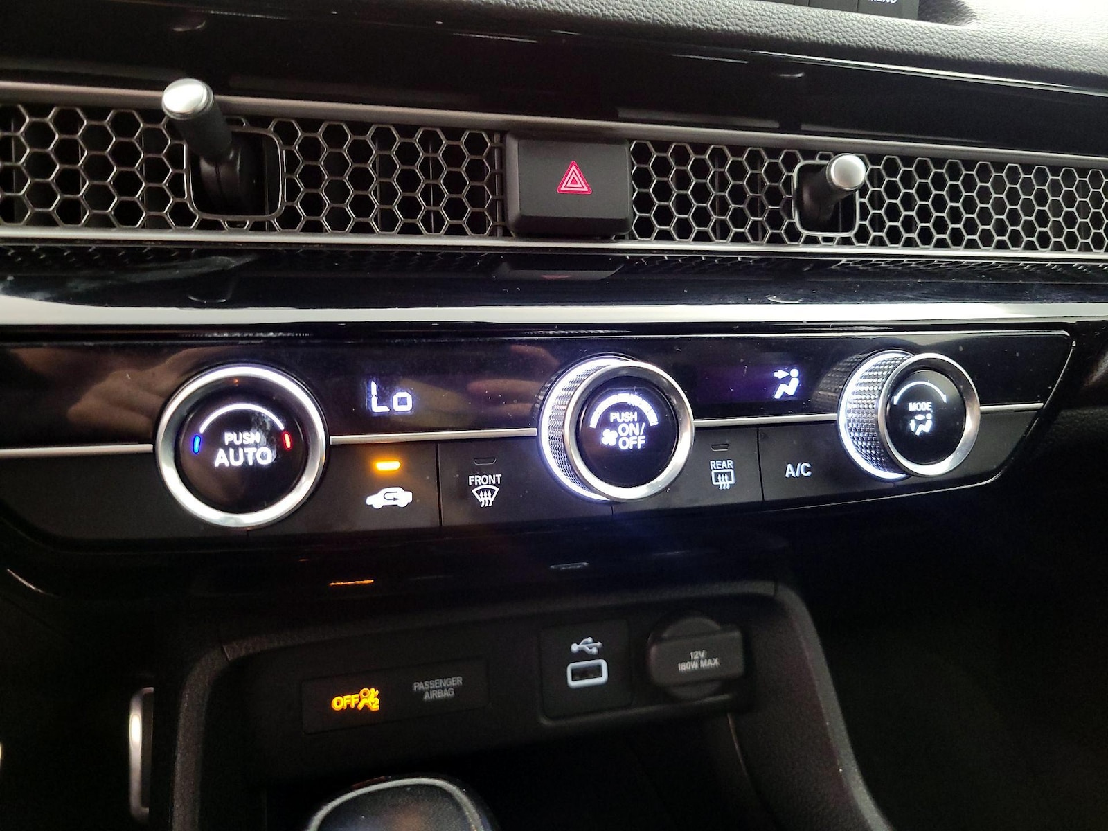 2022 Honda Civic Hatchback Sport - Photo 17