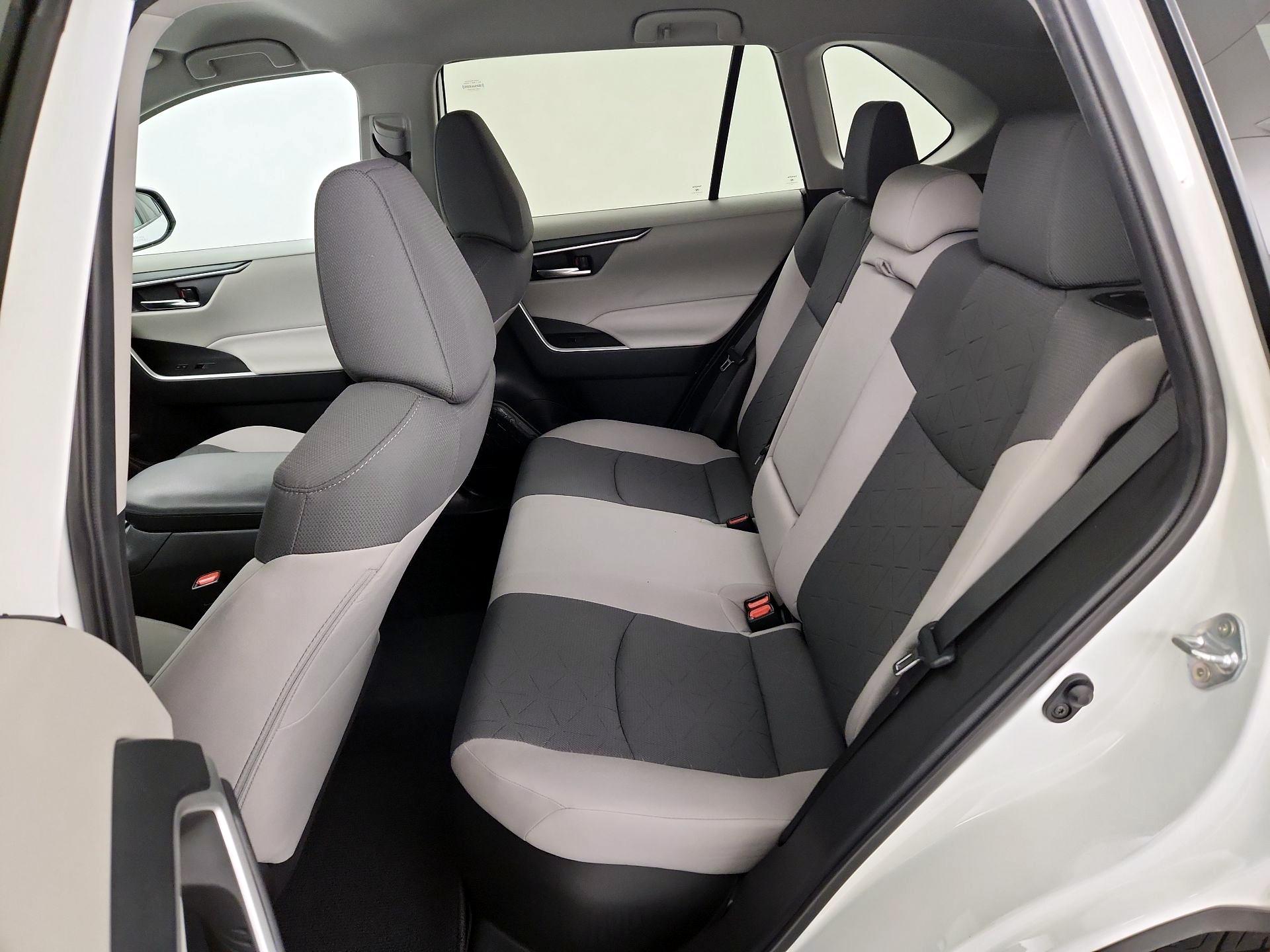 Thumbnail: 2024 Toyota RAV4 - 20