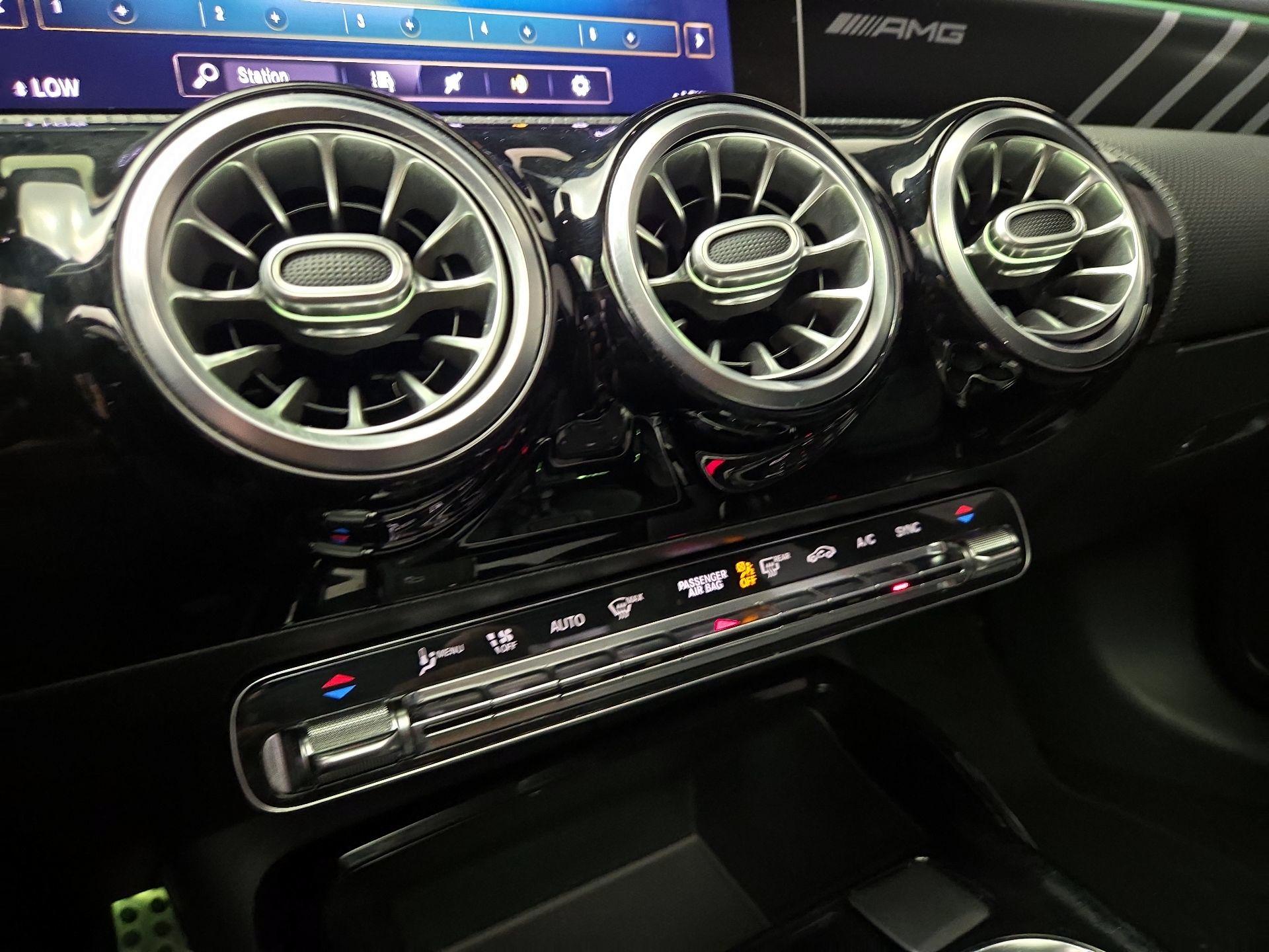 Thumbnail: 2020 Mercedes-Benz CLA - 16