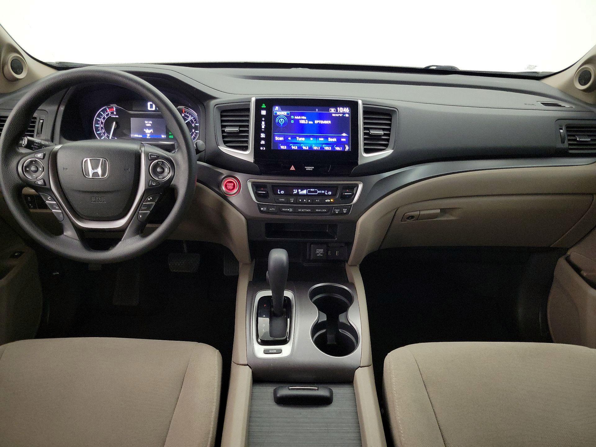 Thumbnail: 2016 Honda Pilot - 9