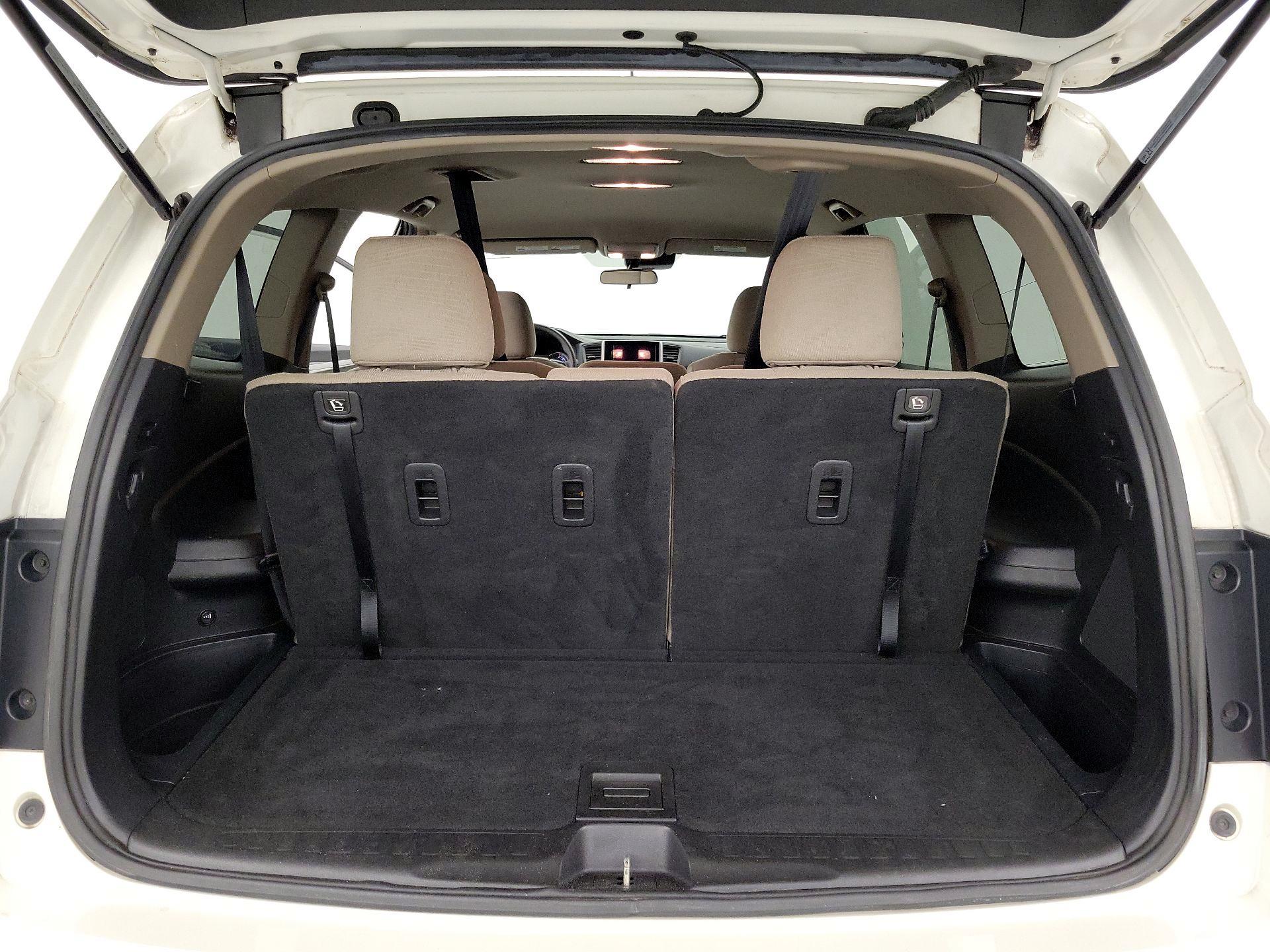 Thumbnail: 2016 Honda Pilot - 20
