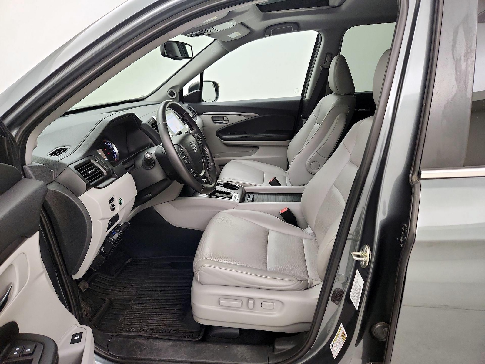 2019 Honda Ridgeline RTL-T - Photo 12