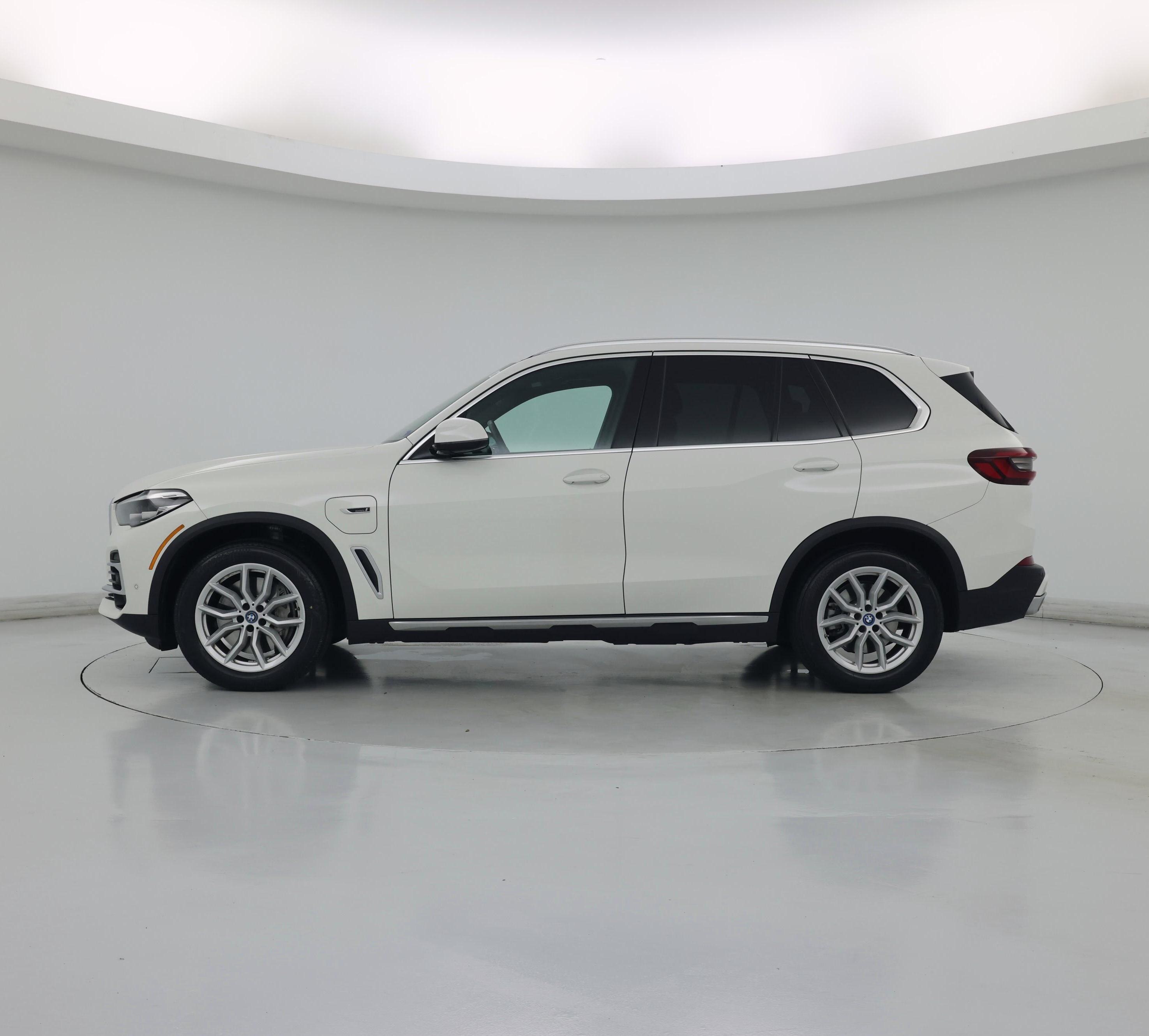 Thumbnail: 2023 BMW X5 - 3