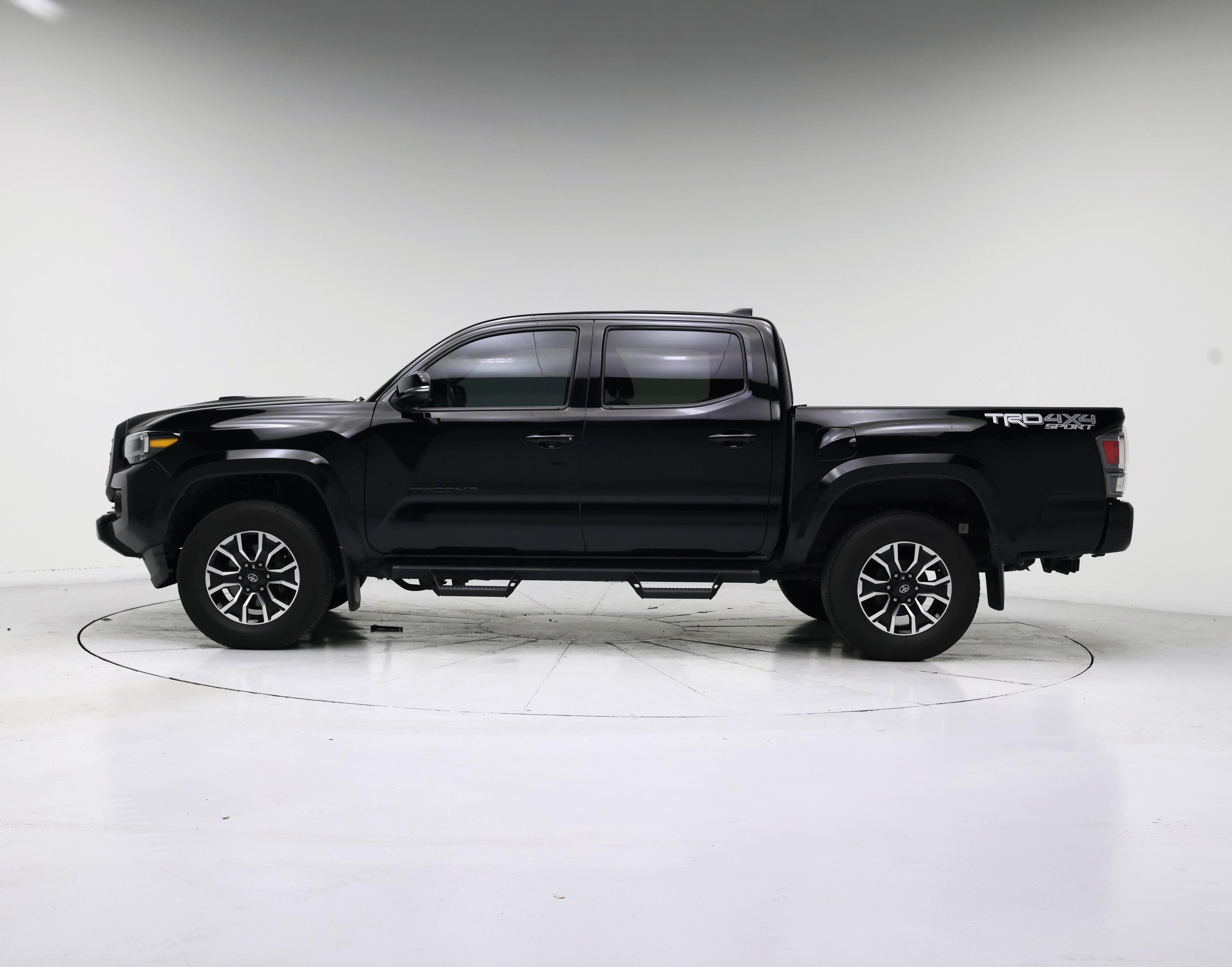 Thumbnail: 2023 Toyota Tacoma - 3