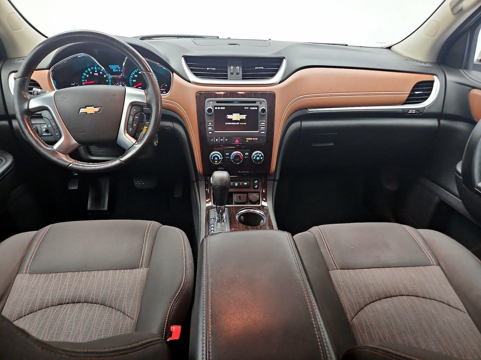 2017 Chevrolet Traverse 1LT - Photo 10