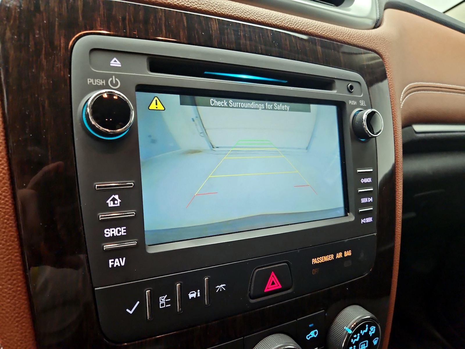 2017 Chevrolet Traverse 1LT - Photo 15