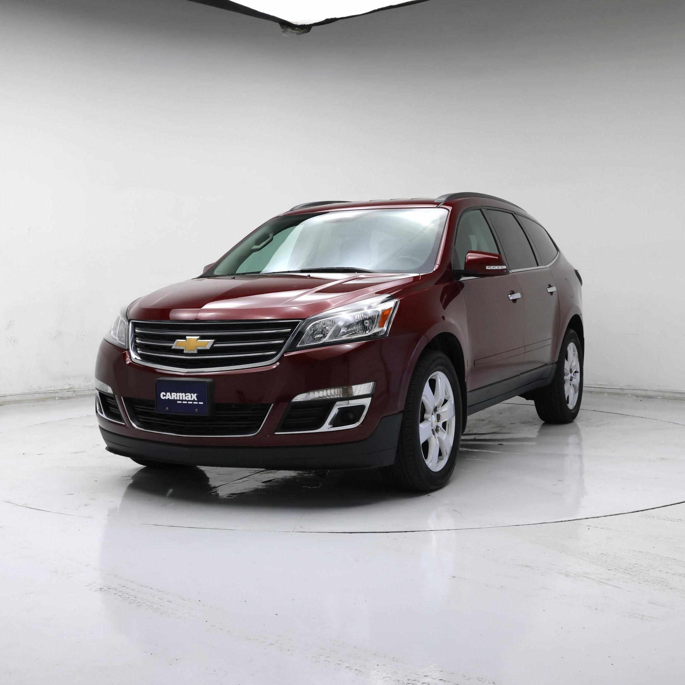 Thumbnail: 2017 Chevrolet Traverse - 4