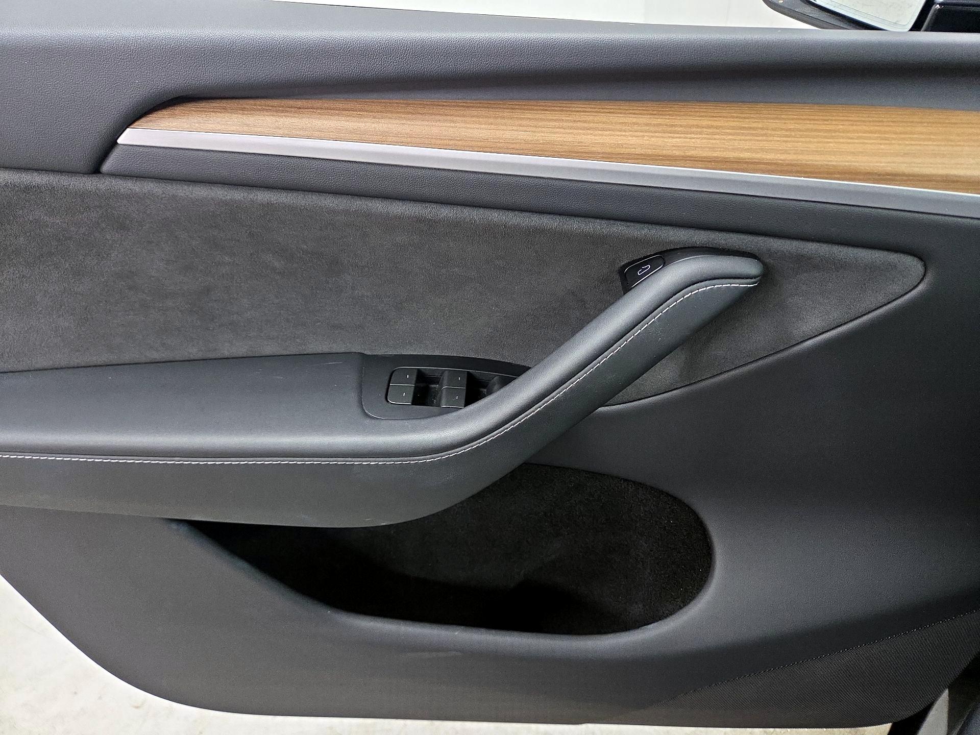 Thumbnail: 2024 Tesla Model Y - 12