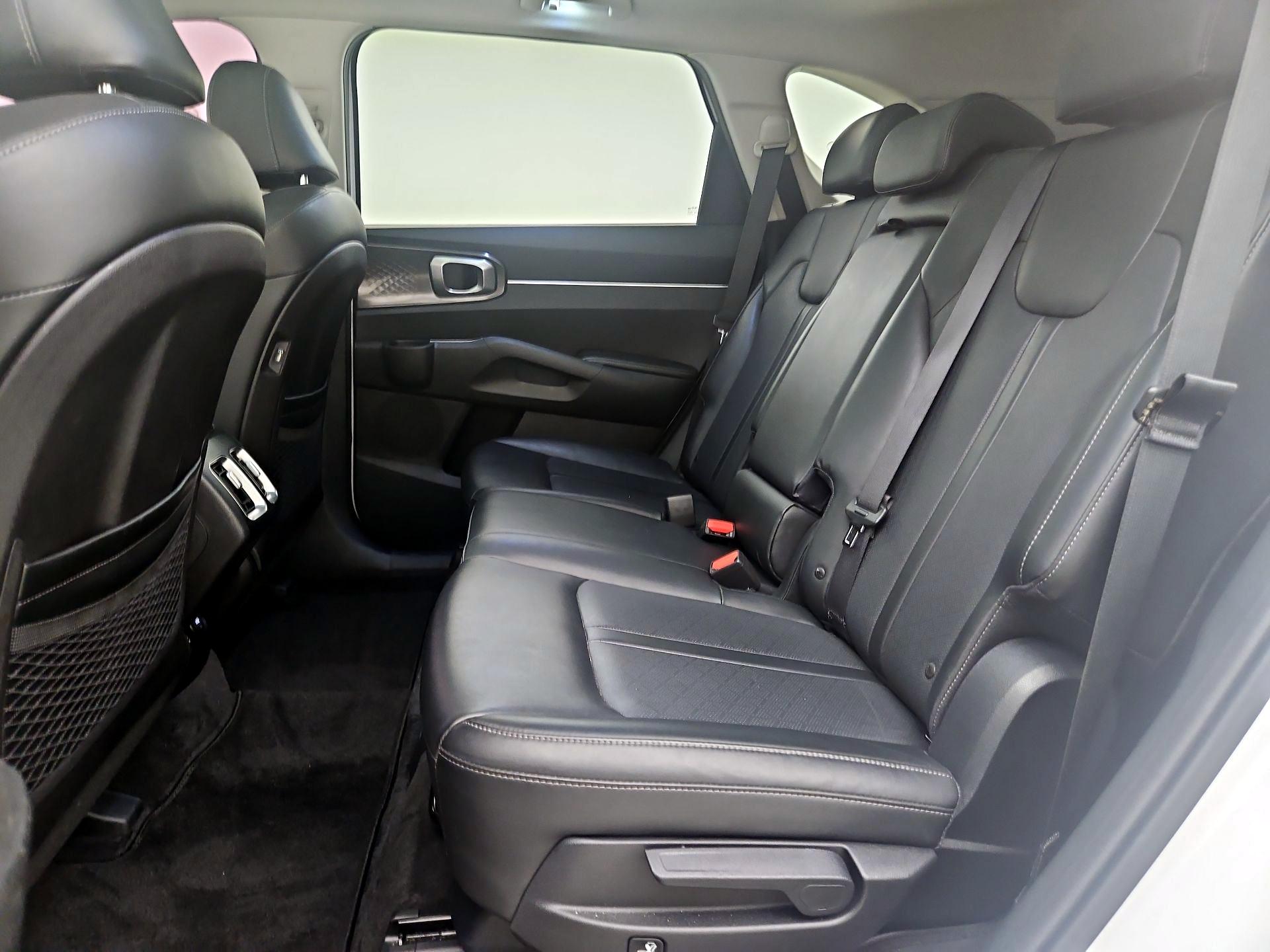 Thumbnail: 2021 Kia Sorento - 20