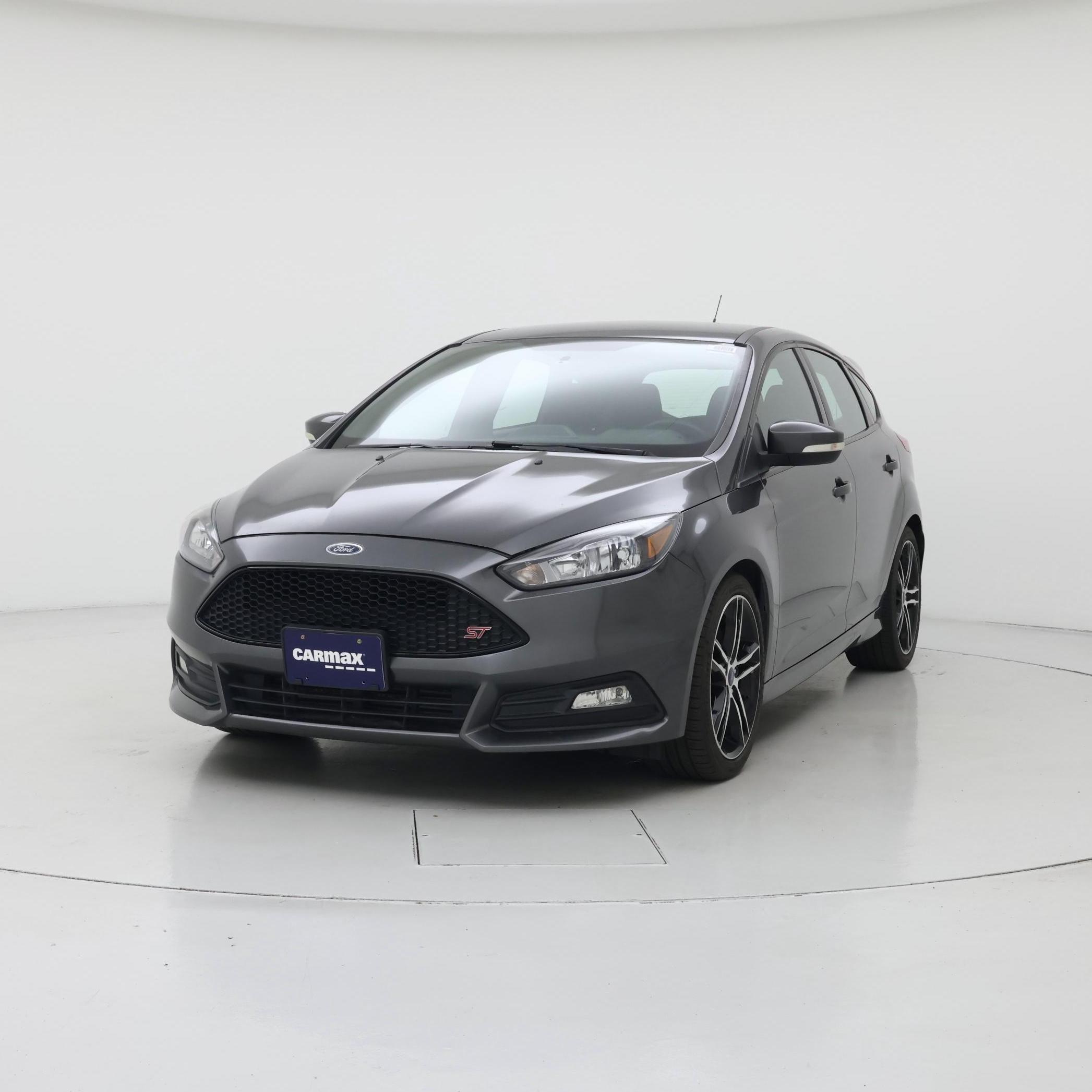 Thumbnail: 2018 Ford Focus - 4
