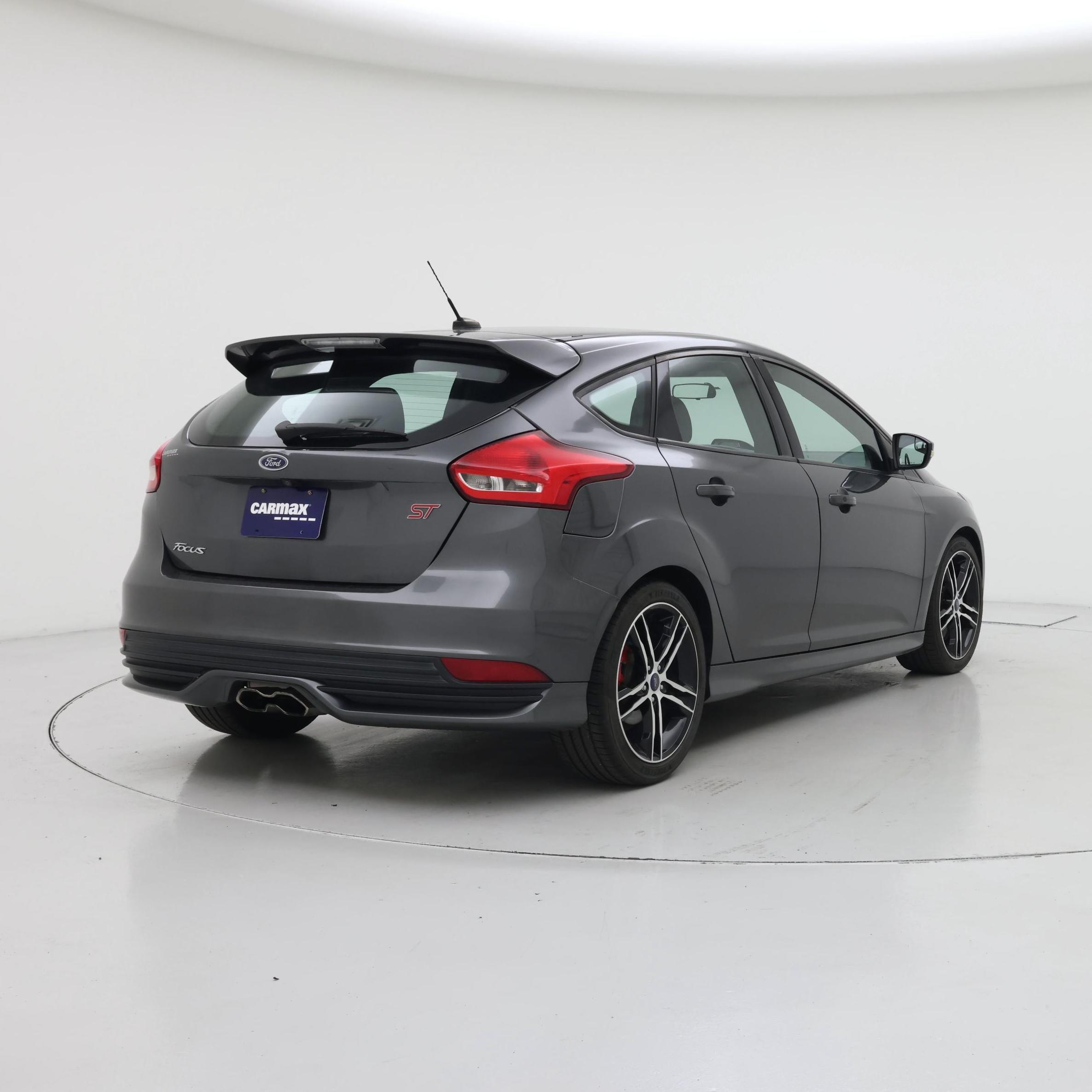 Thumbnail: 2018 Ford Focus - 8