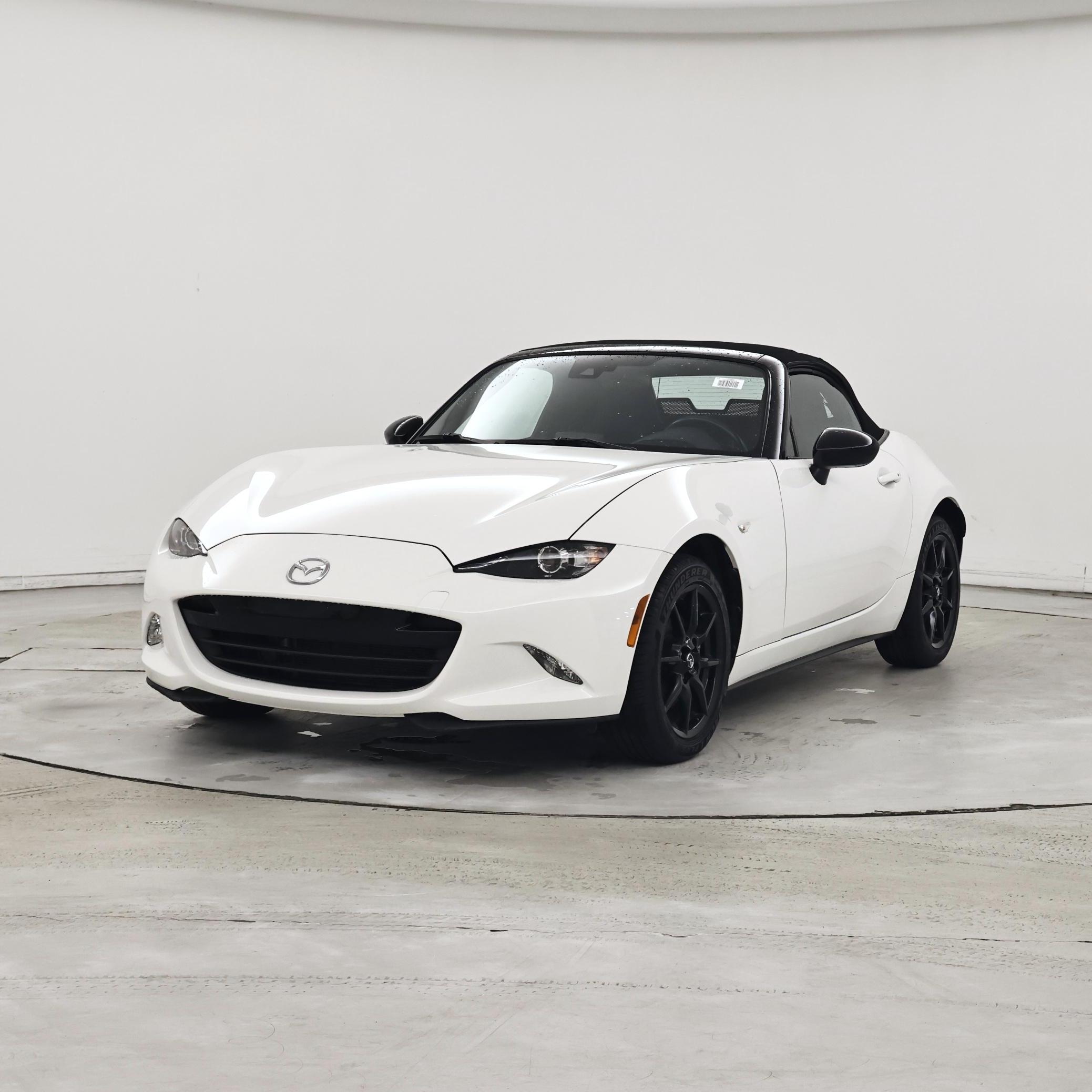 Thumbnail: 2021 Mazda MX-5 Miata - 4