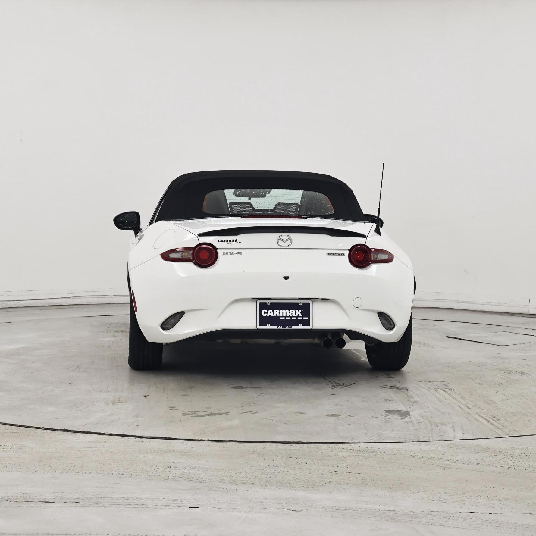 Thumbnail: 2021 Mazda MX-5 Miata - 6