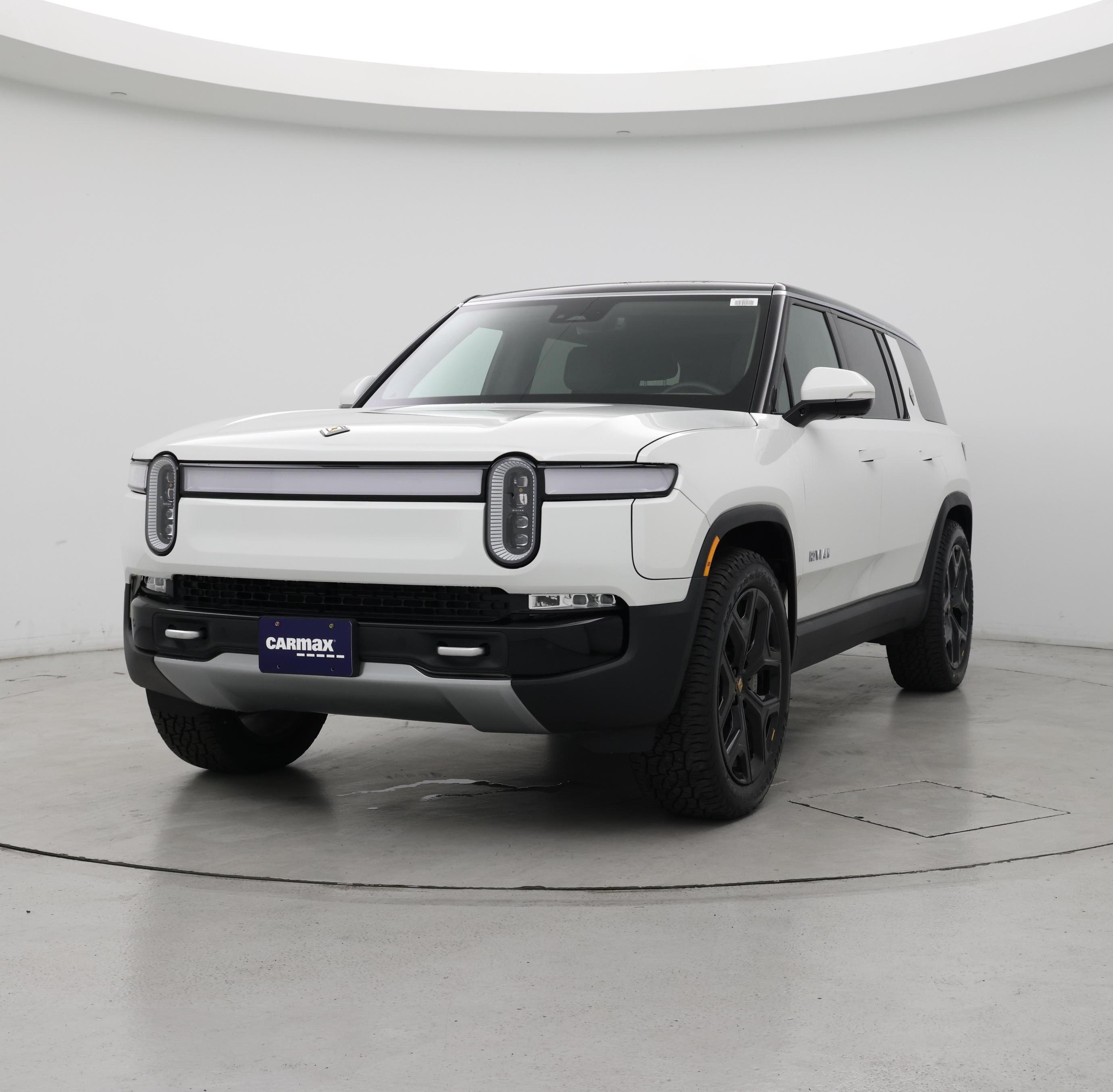 Thumbnail: 2023 Rivian R1S - 4