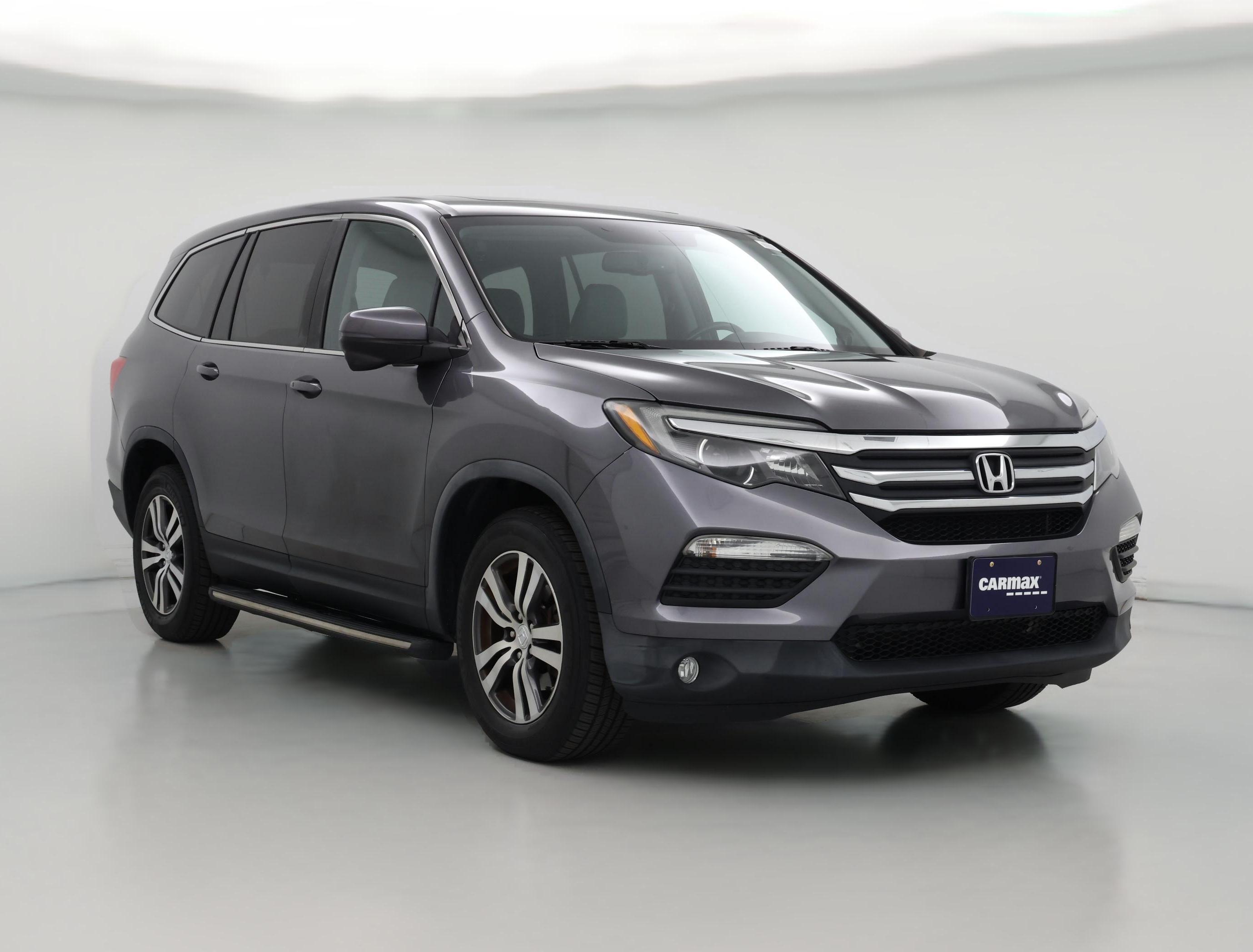 Thumbnail: 2017 Honda Pilot - 1