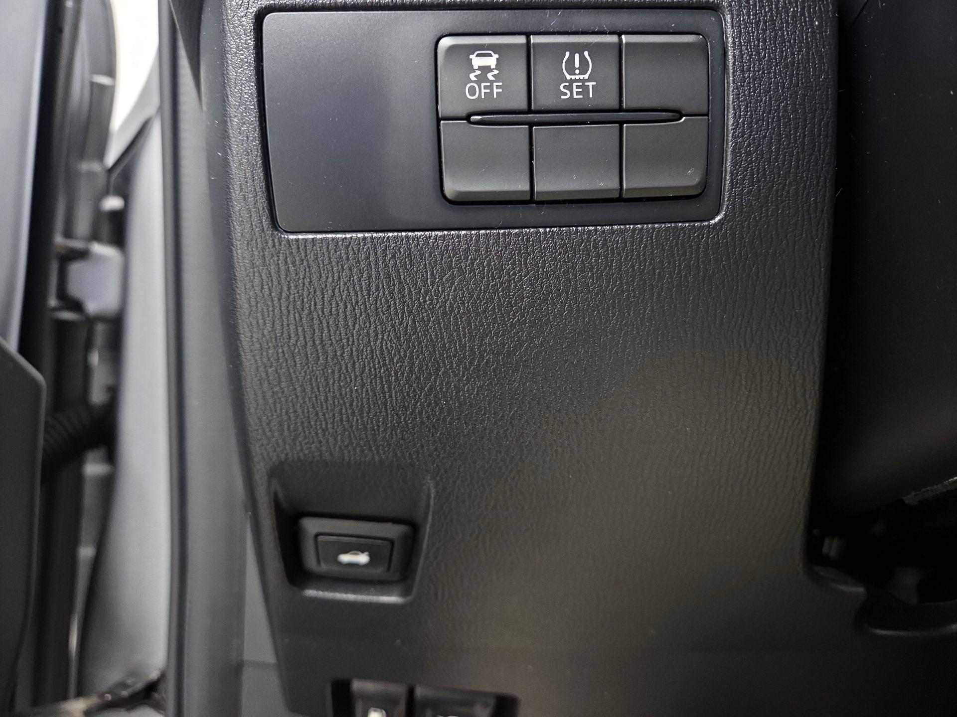 Thumbnail: 2016 Scion iA - 13