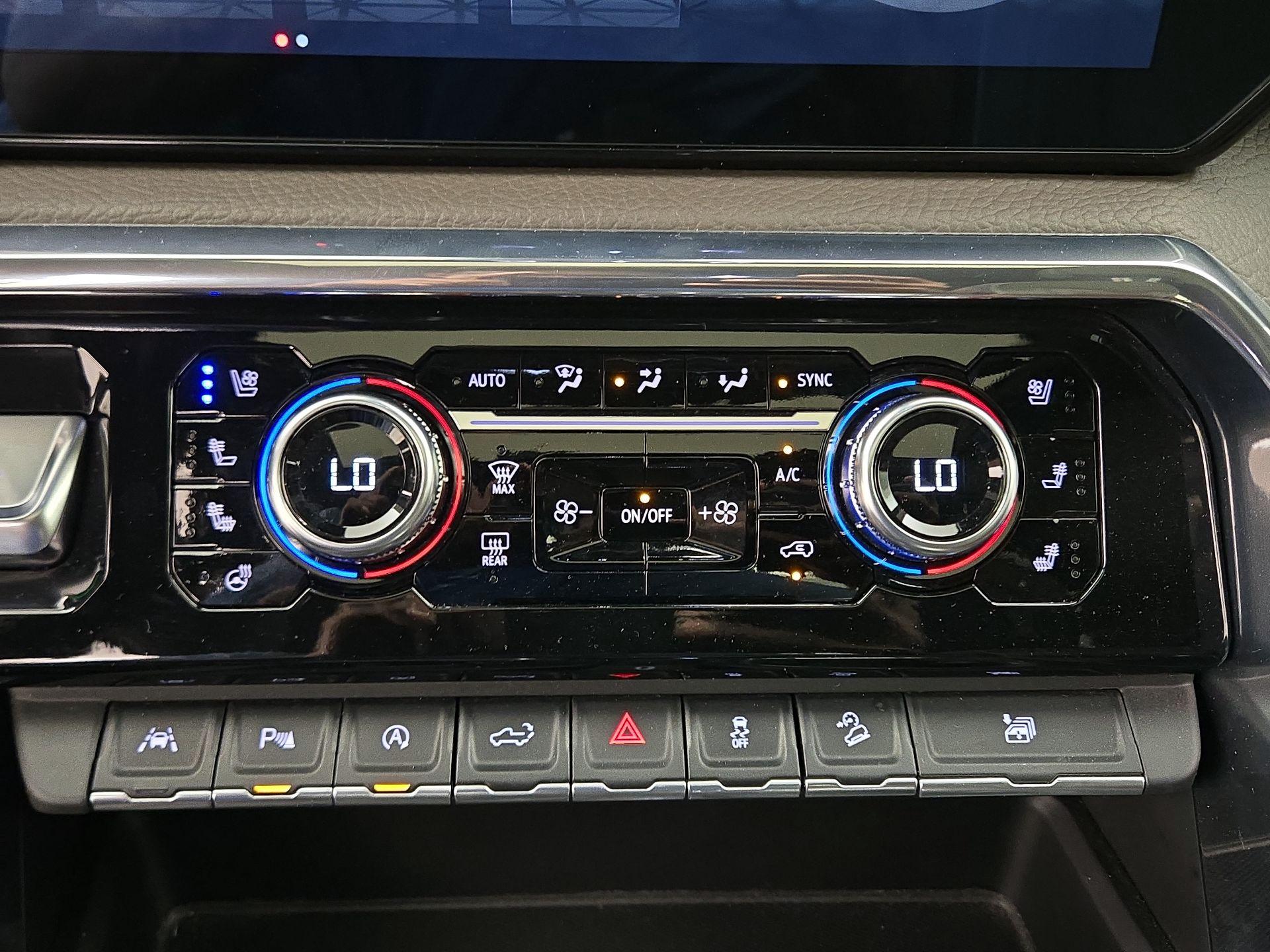 Thumbnail: 2024 GMC Sierra 1500 - 17