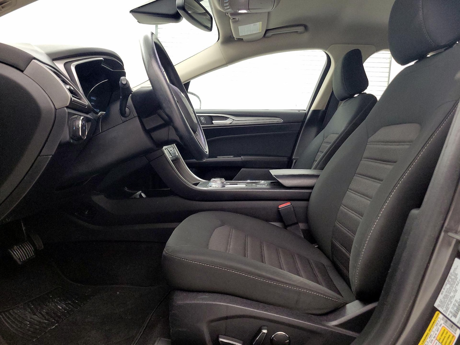 Power Seat(s) & Side Airbags