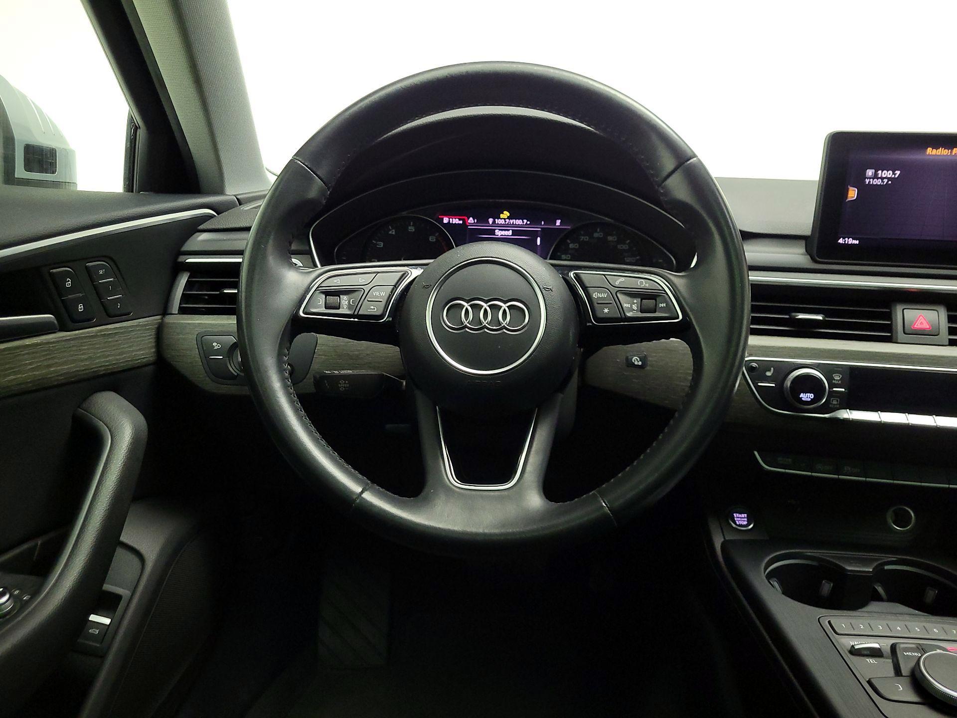 Thumbnail: 2019 Audi A4 - 10