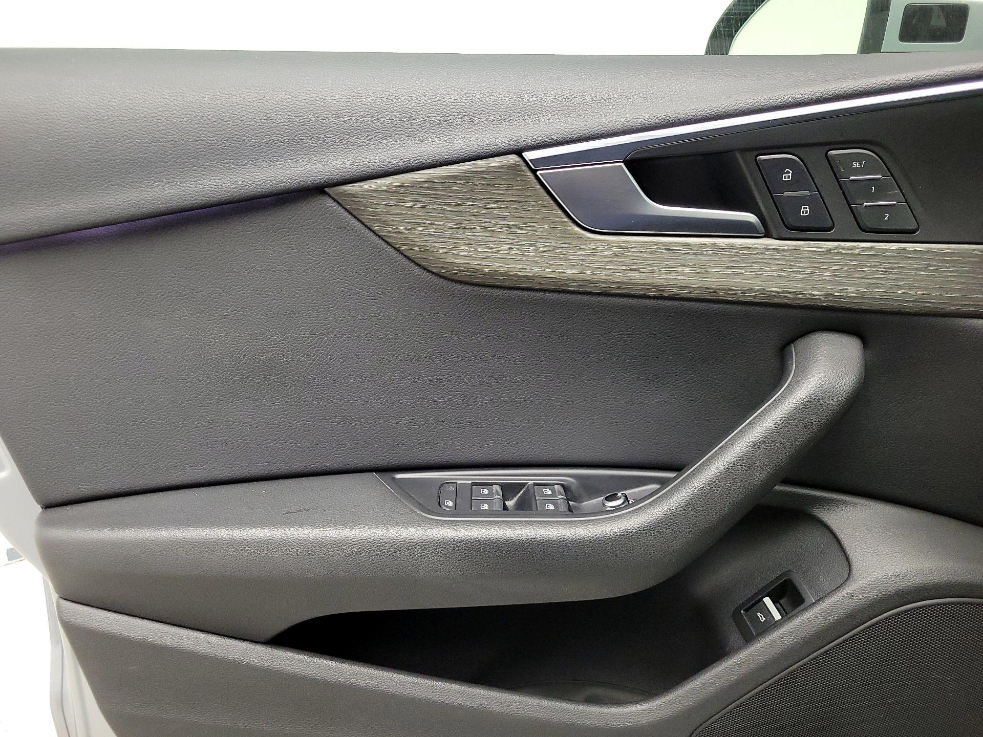 Thumbnail: 2019 Audi A4 - 12